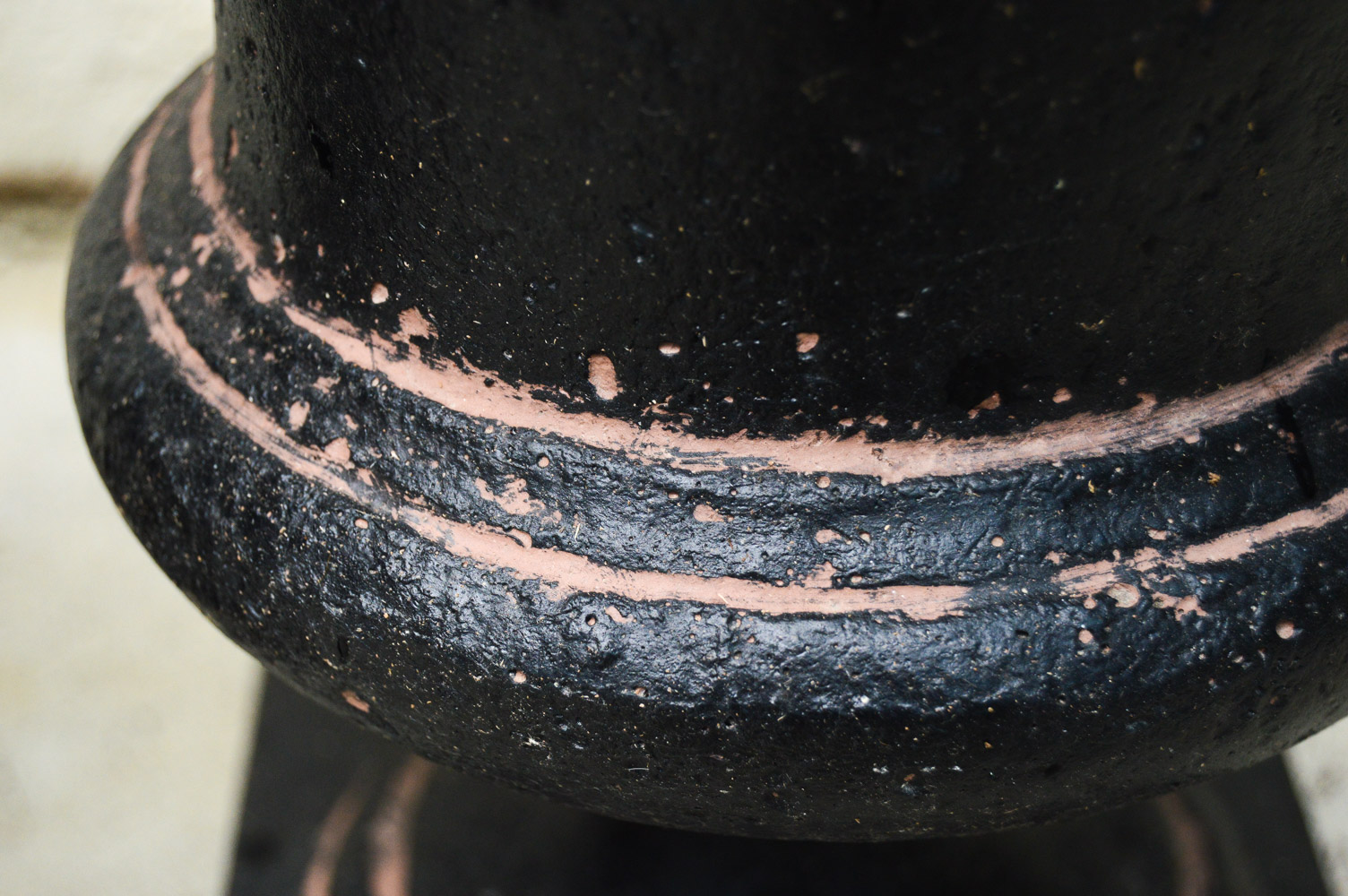 PEBA Tandem Cast Stone Black Planter Urns