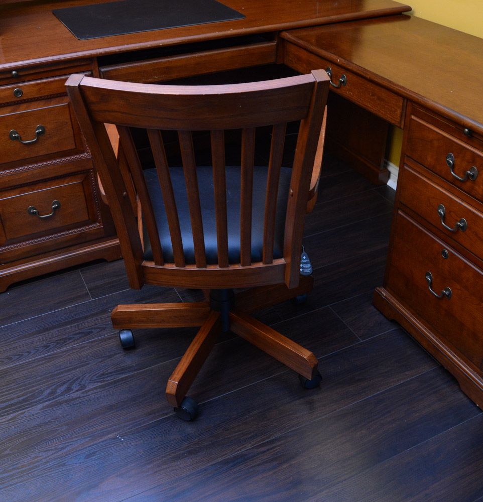 Riverside Furniture "Meridian" Home Collection Workstation with Hutch and Chair