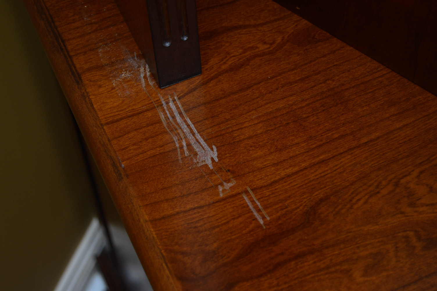 Riverside Furniture "Meridian" Home Collection Workstation with Hutch and Chair