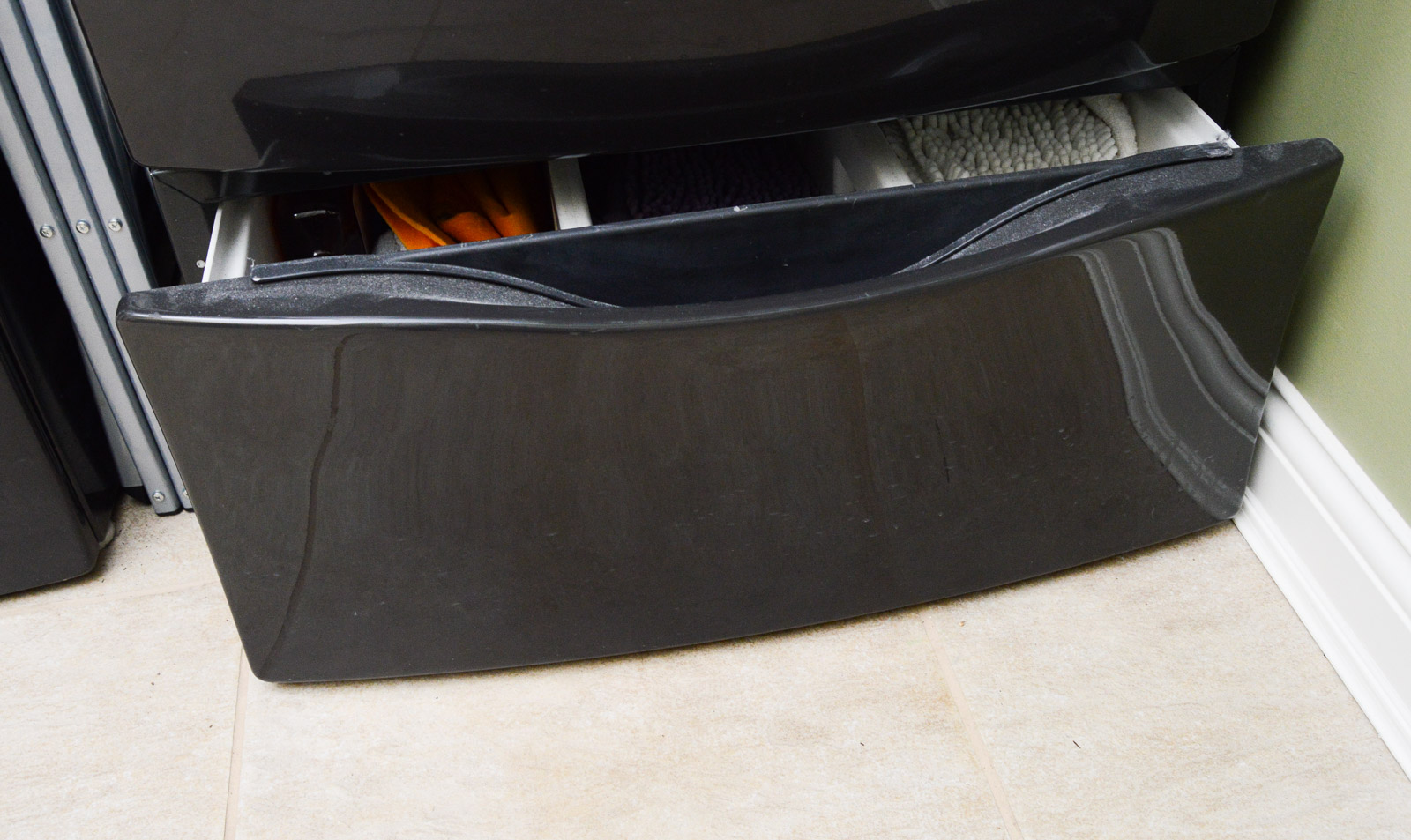 Kenmore Elite HE3 Front Loading Washer and Dryer