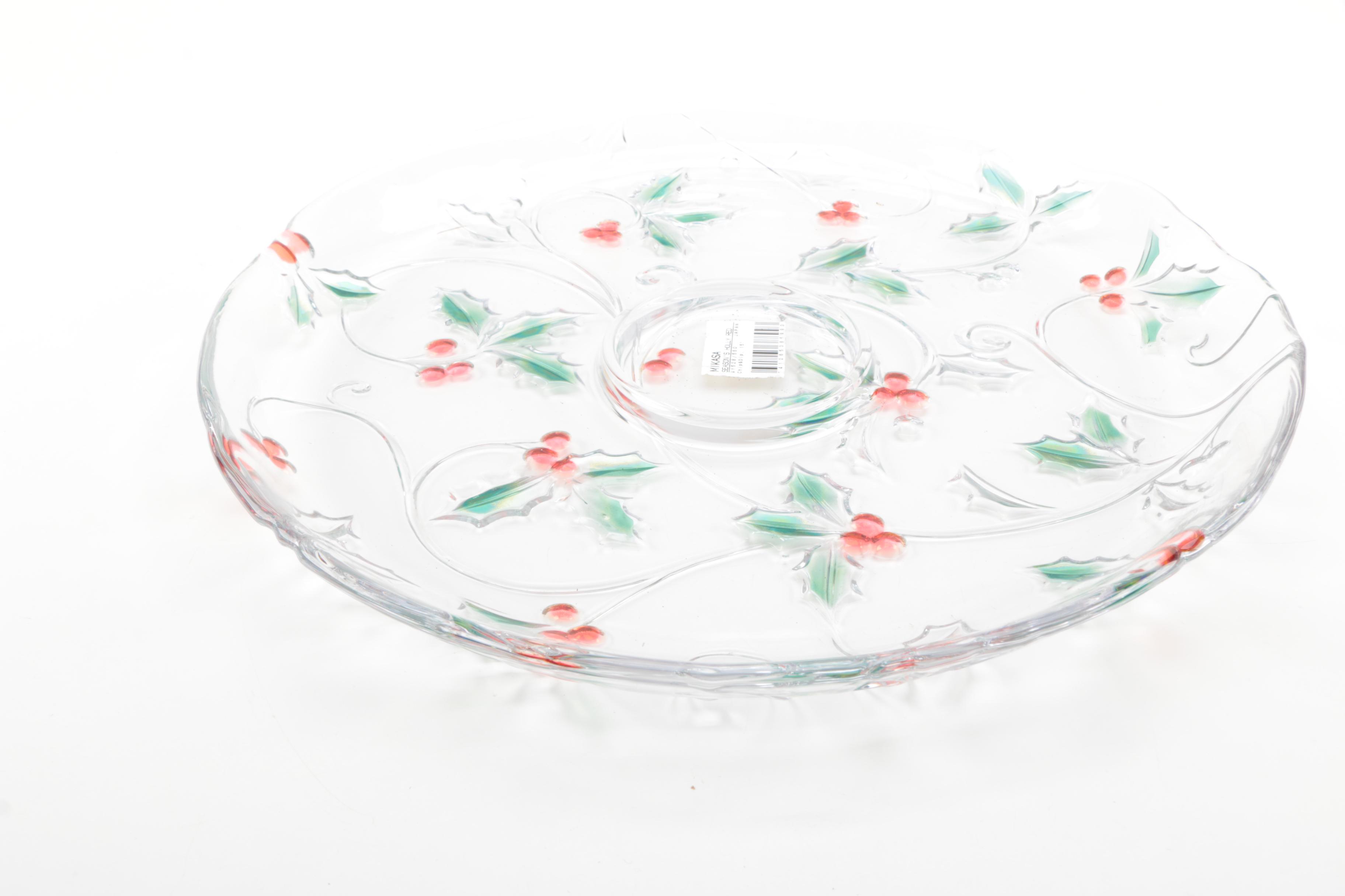 MIkasa "Seasons Holly Red" Chip and Dip Tray