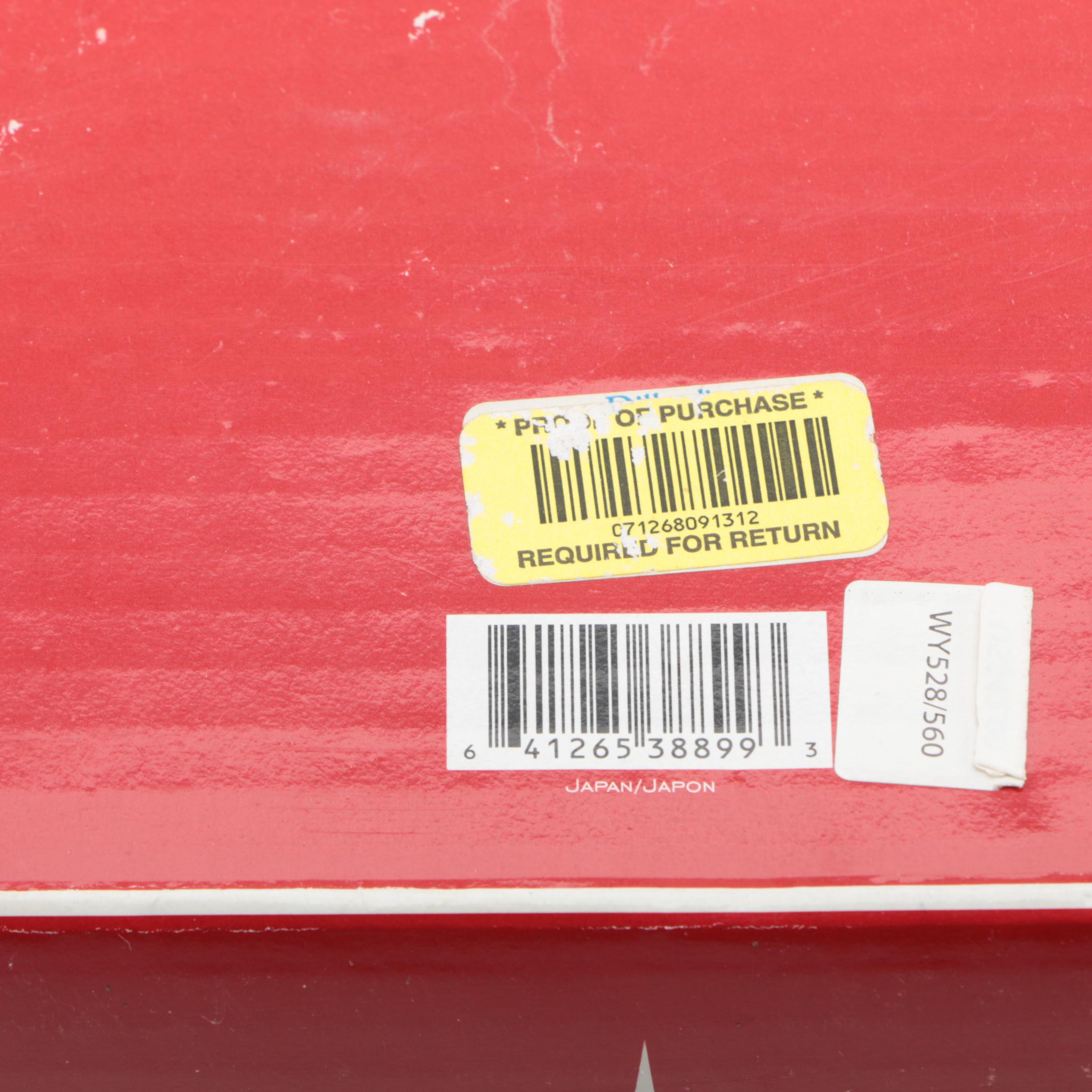 MIkasa "Seasons Holly Red" Chip and Dip Tray