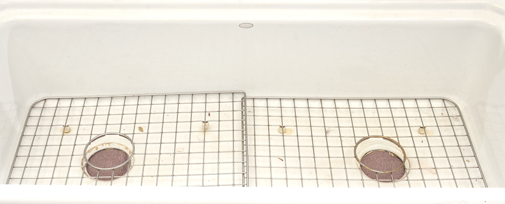 Enameled Cast Iron Farmhouse Style Utility Sink