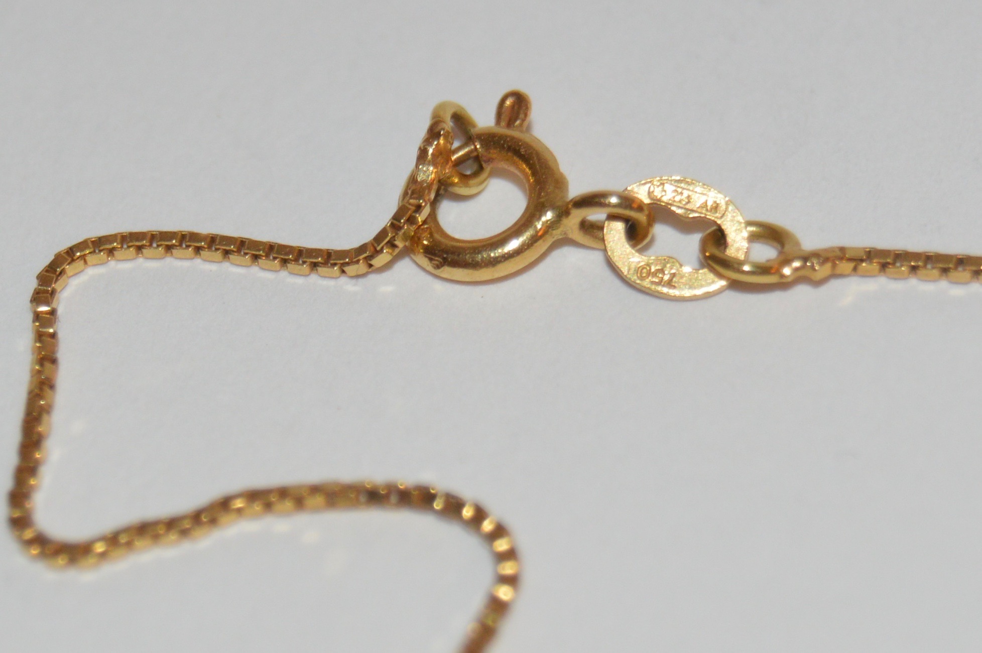 18K Yellow Gold Chain Link Necklace