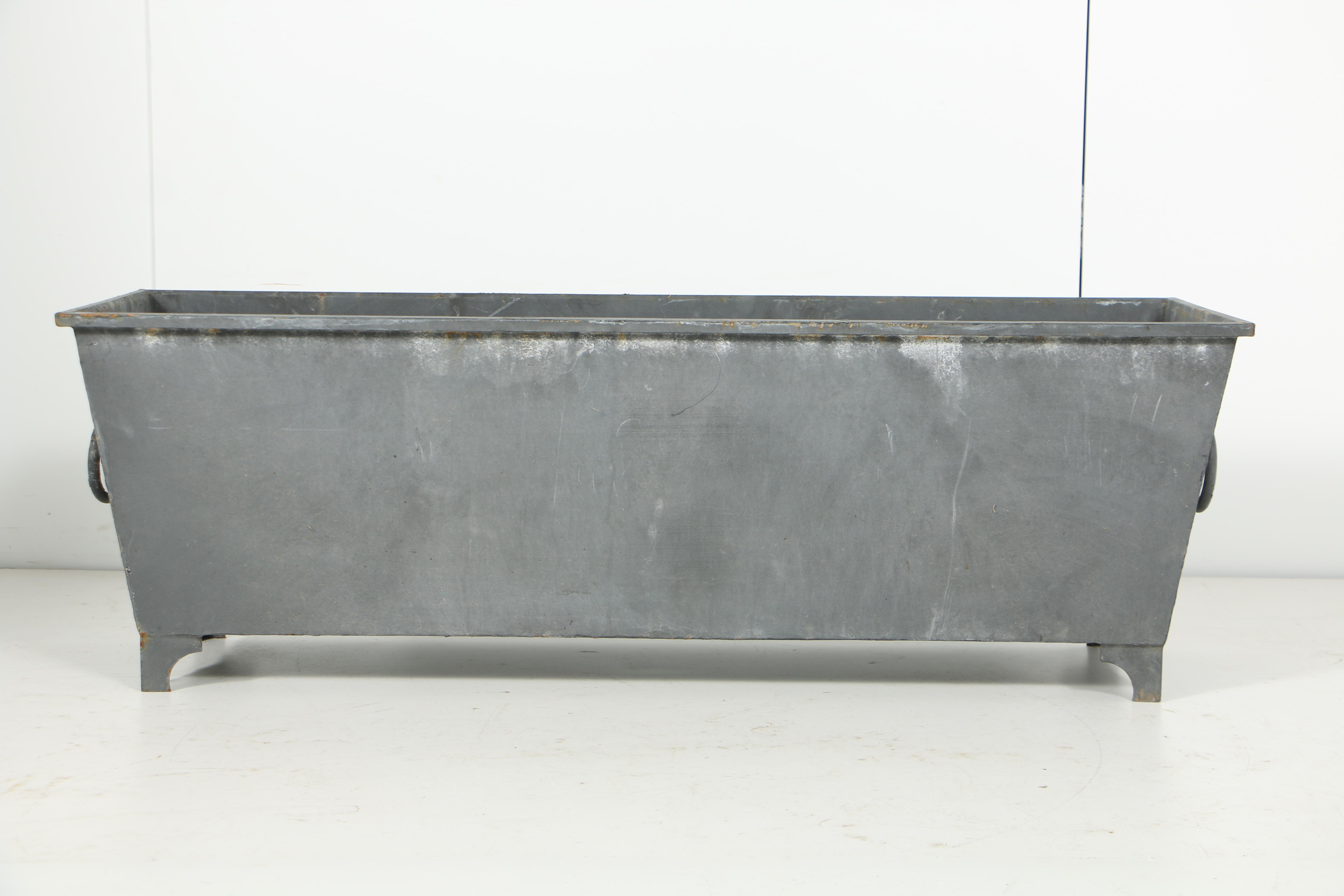 Metal Trough-form Garden Planters