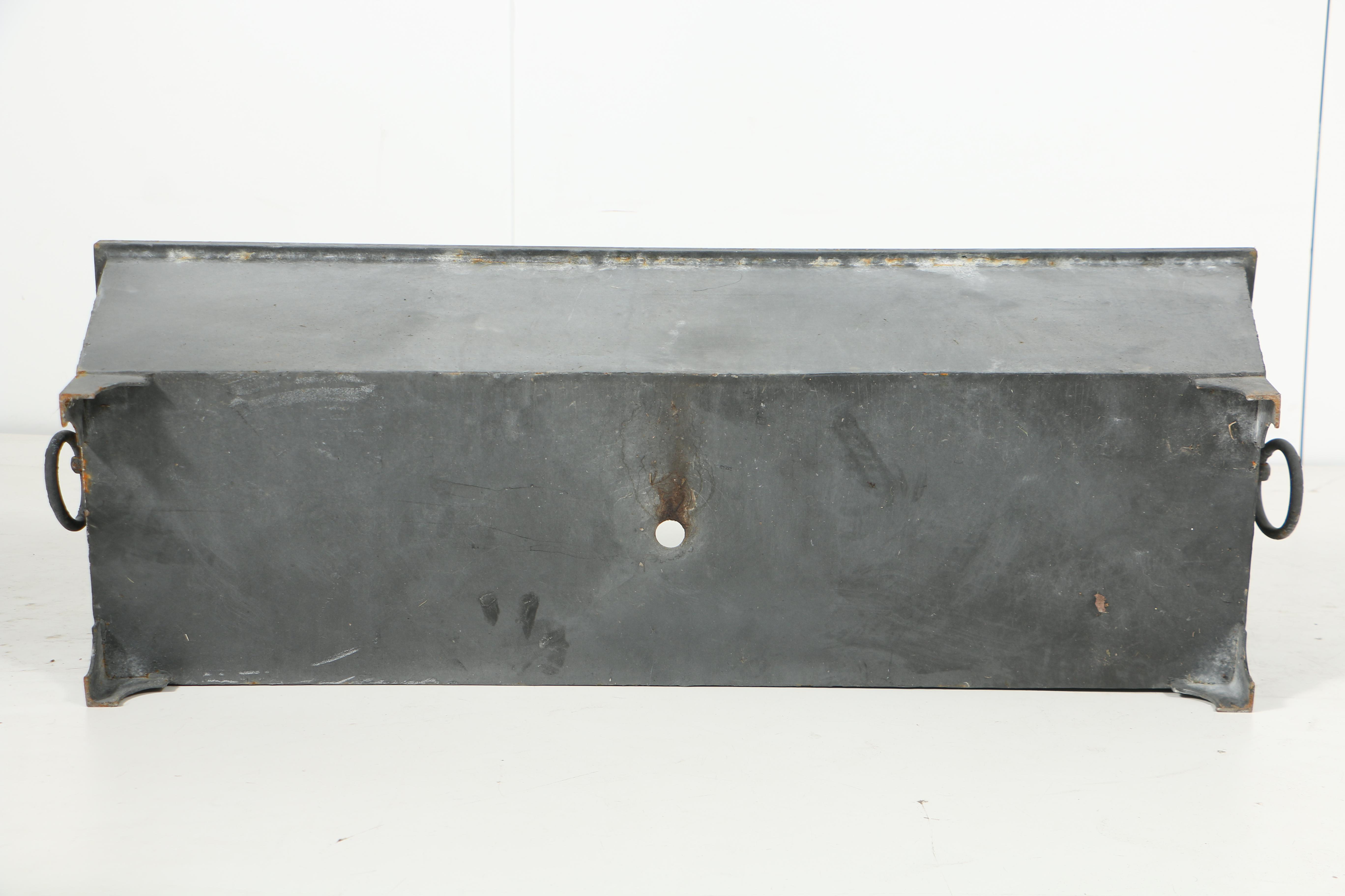 Metal Trough-form Garden Planters