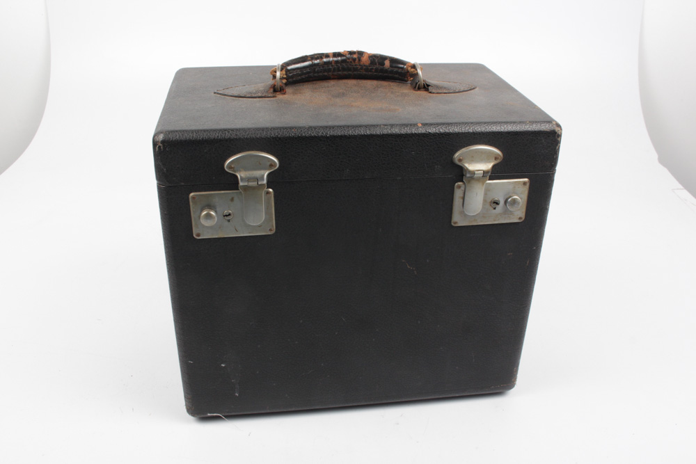 Vintage Singer "Featherweight" Portable Sewing Machine