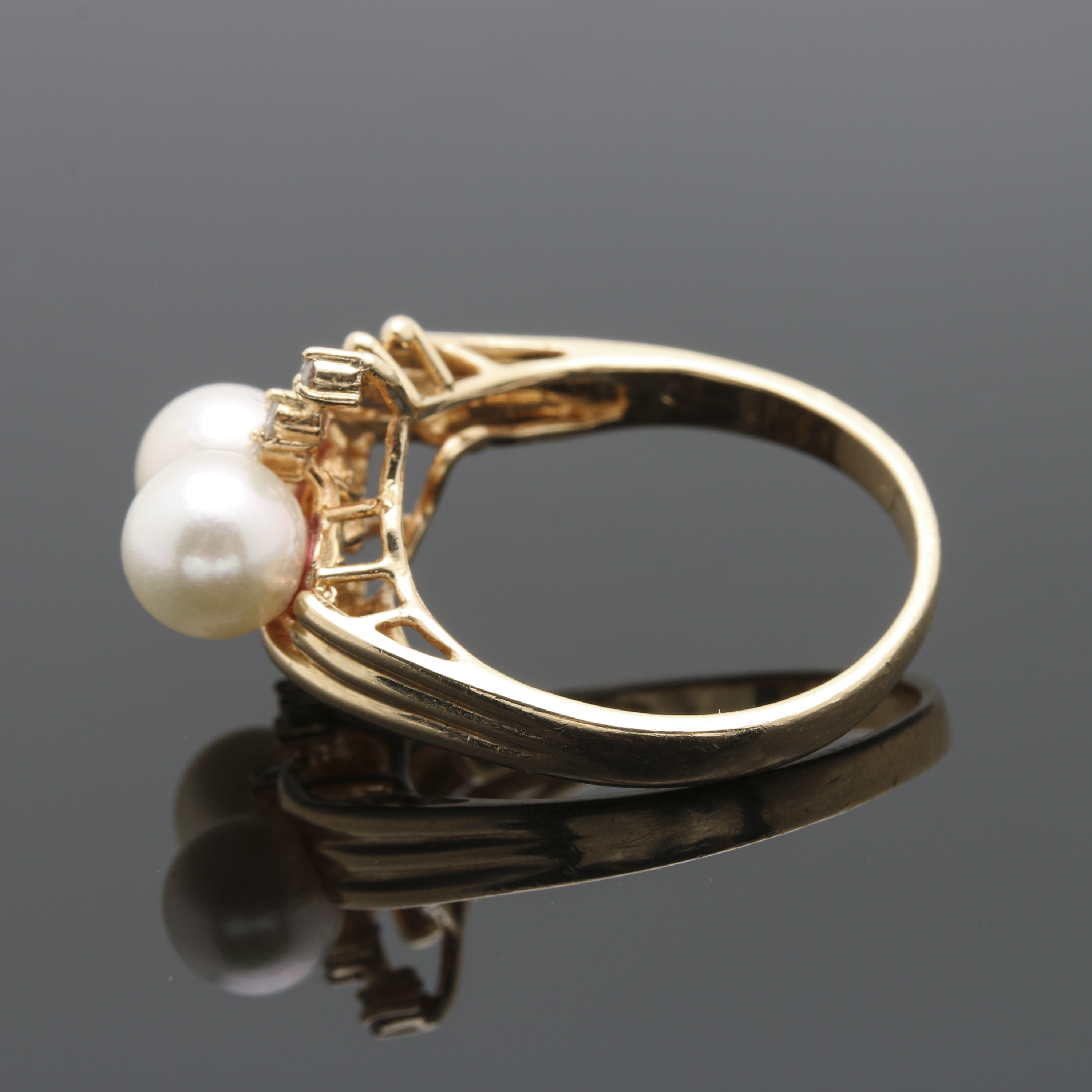14K Yellow Gold Cultured Pearl and Diamond Ring