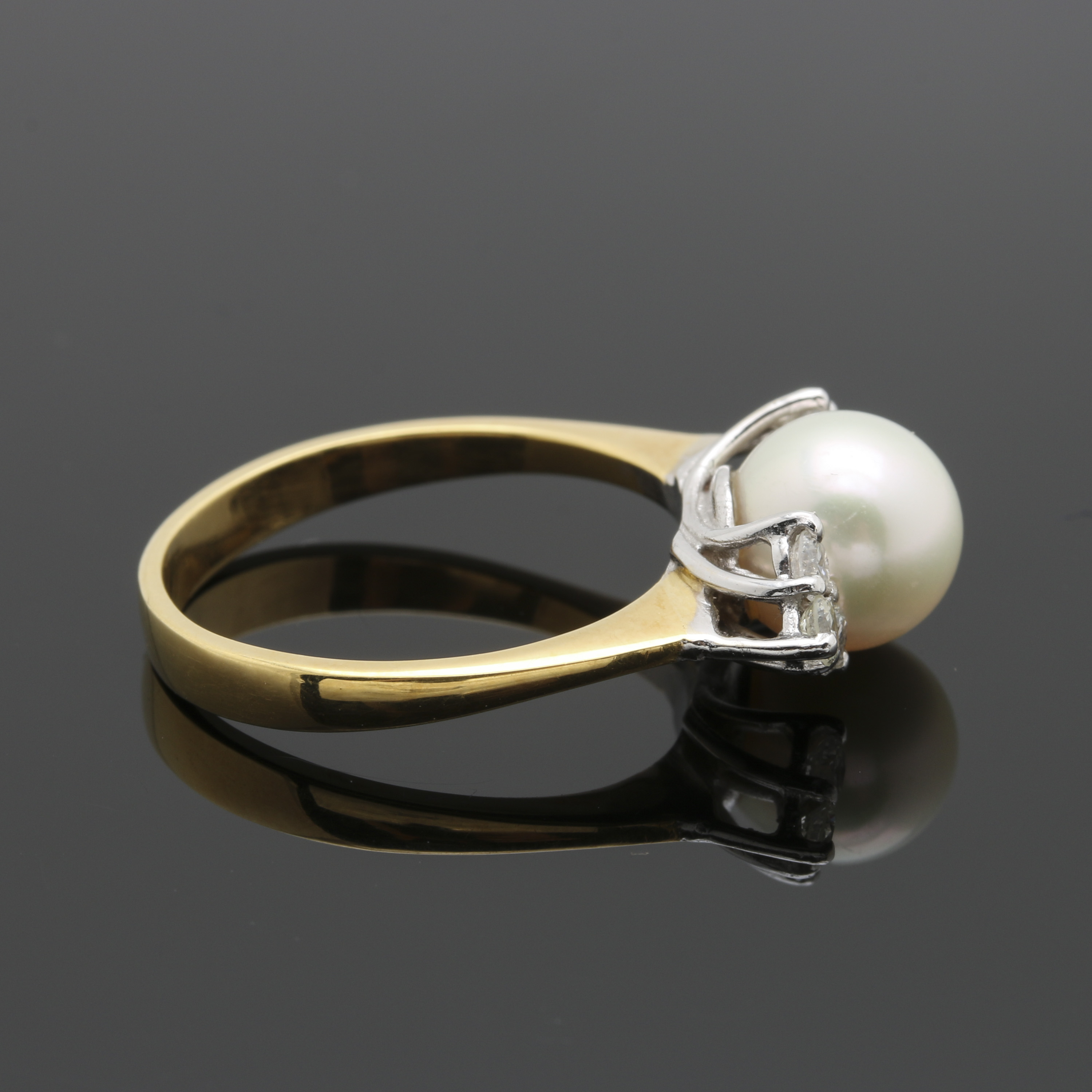 18K Yellow Gold Cultured Pearl and Diamond Ring