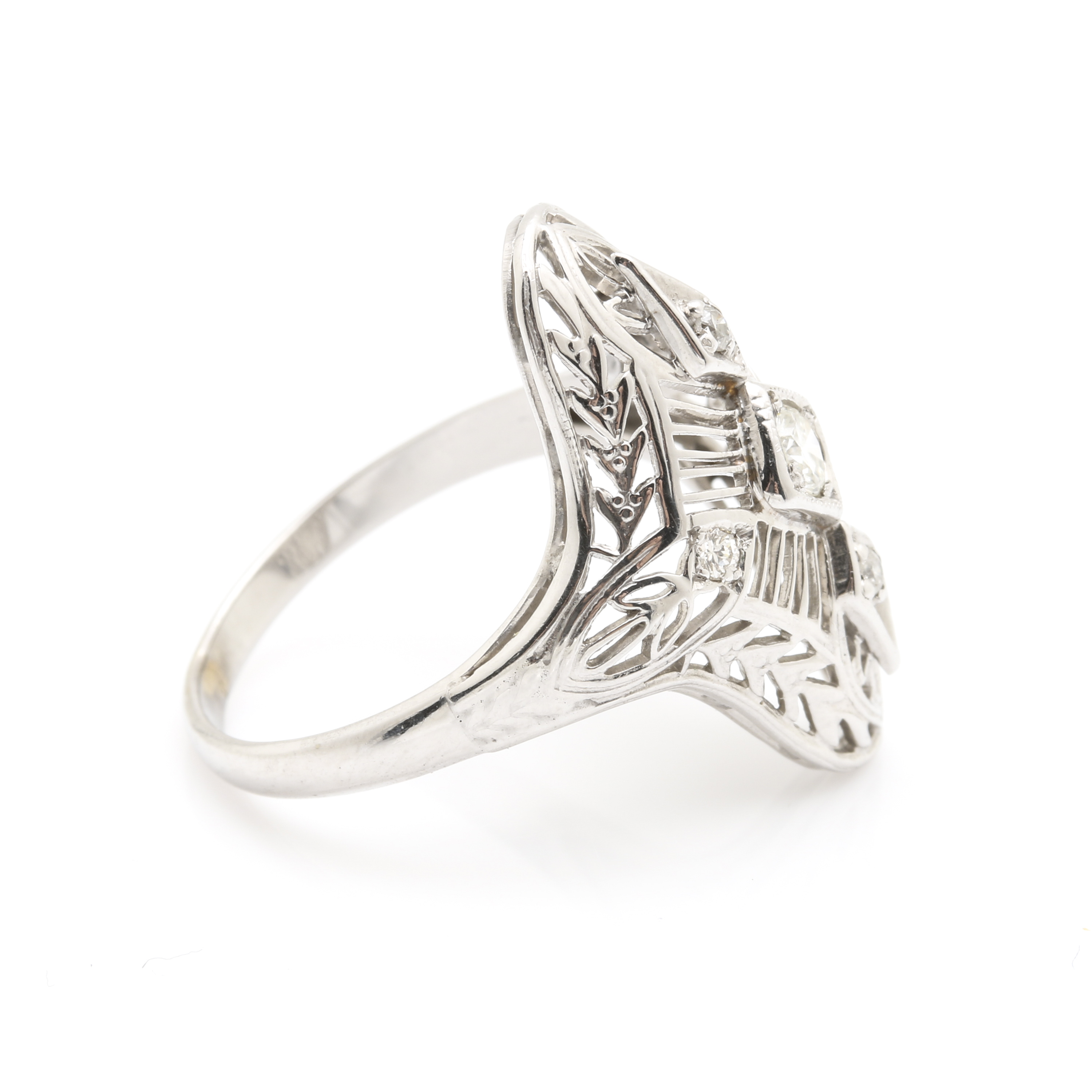 14K White Gold Diamond Ring