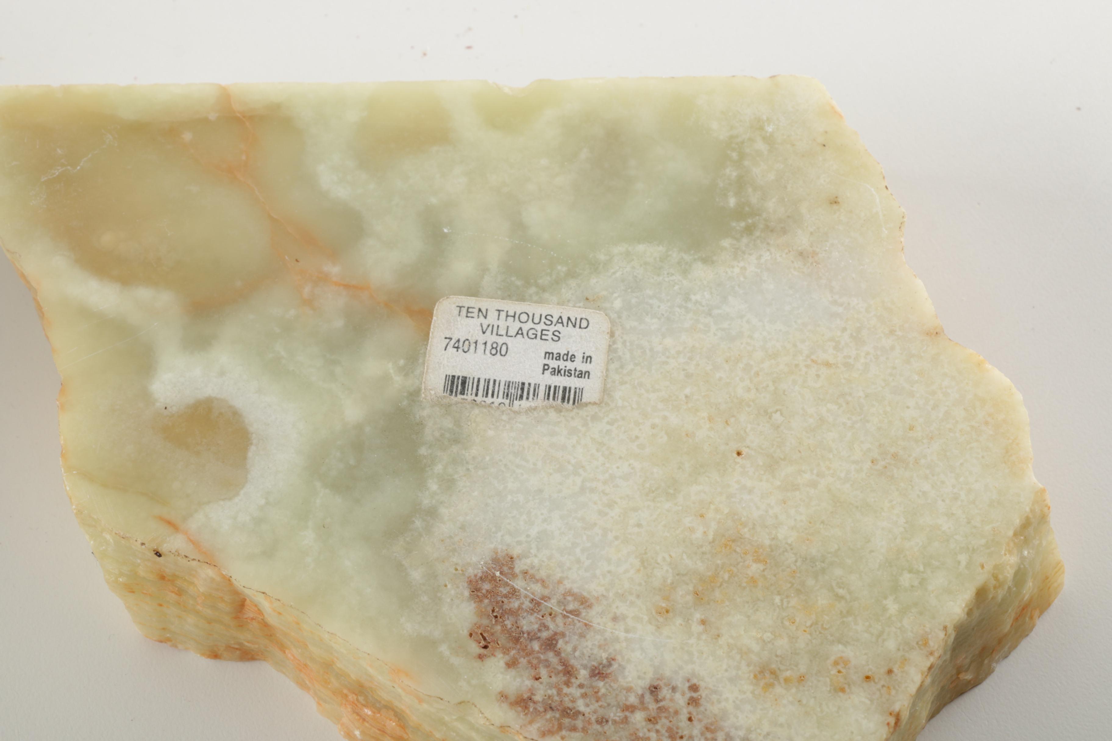 Agate Dish and Chert Points