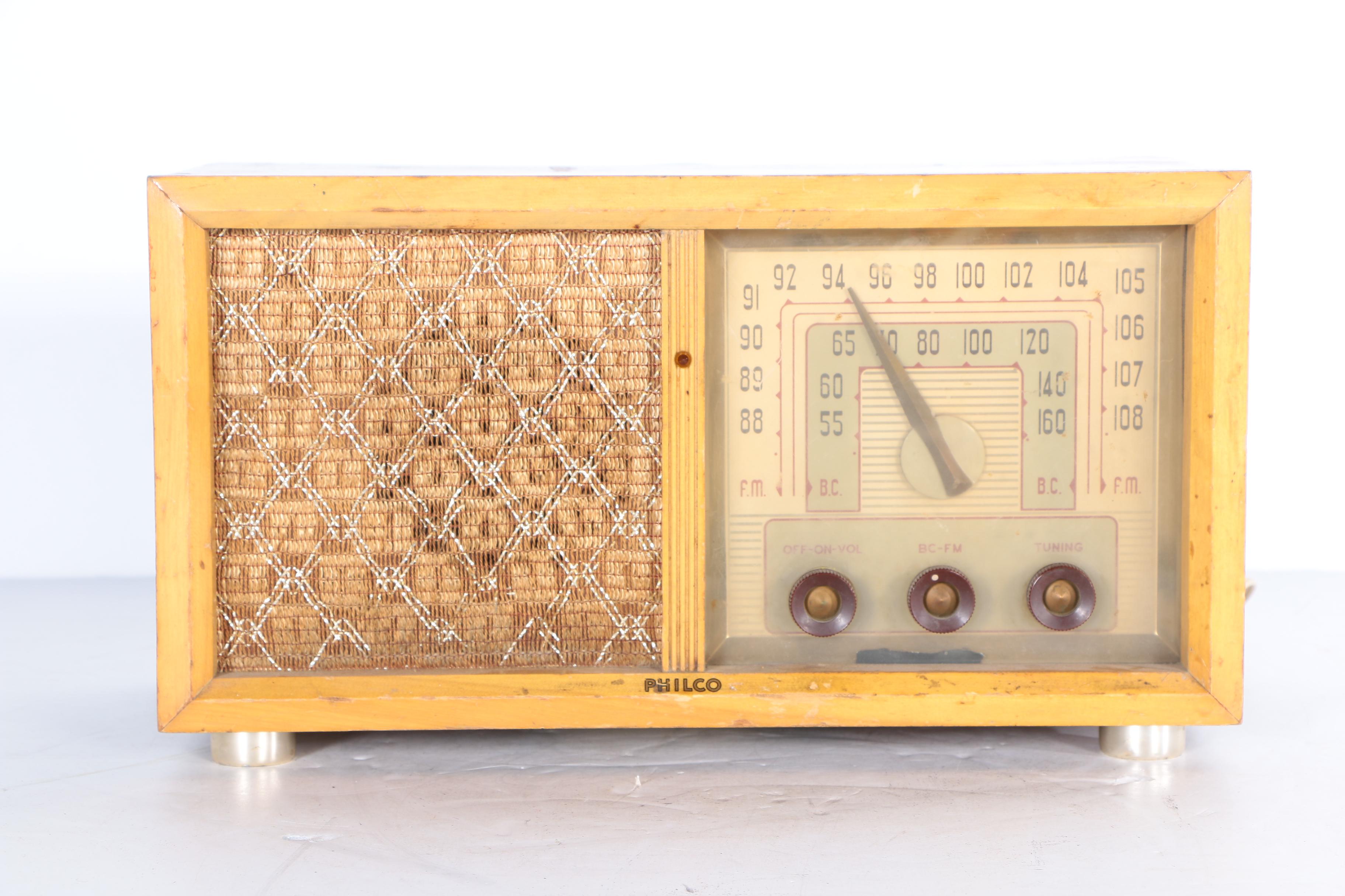 Vintage Philco Radio