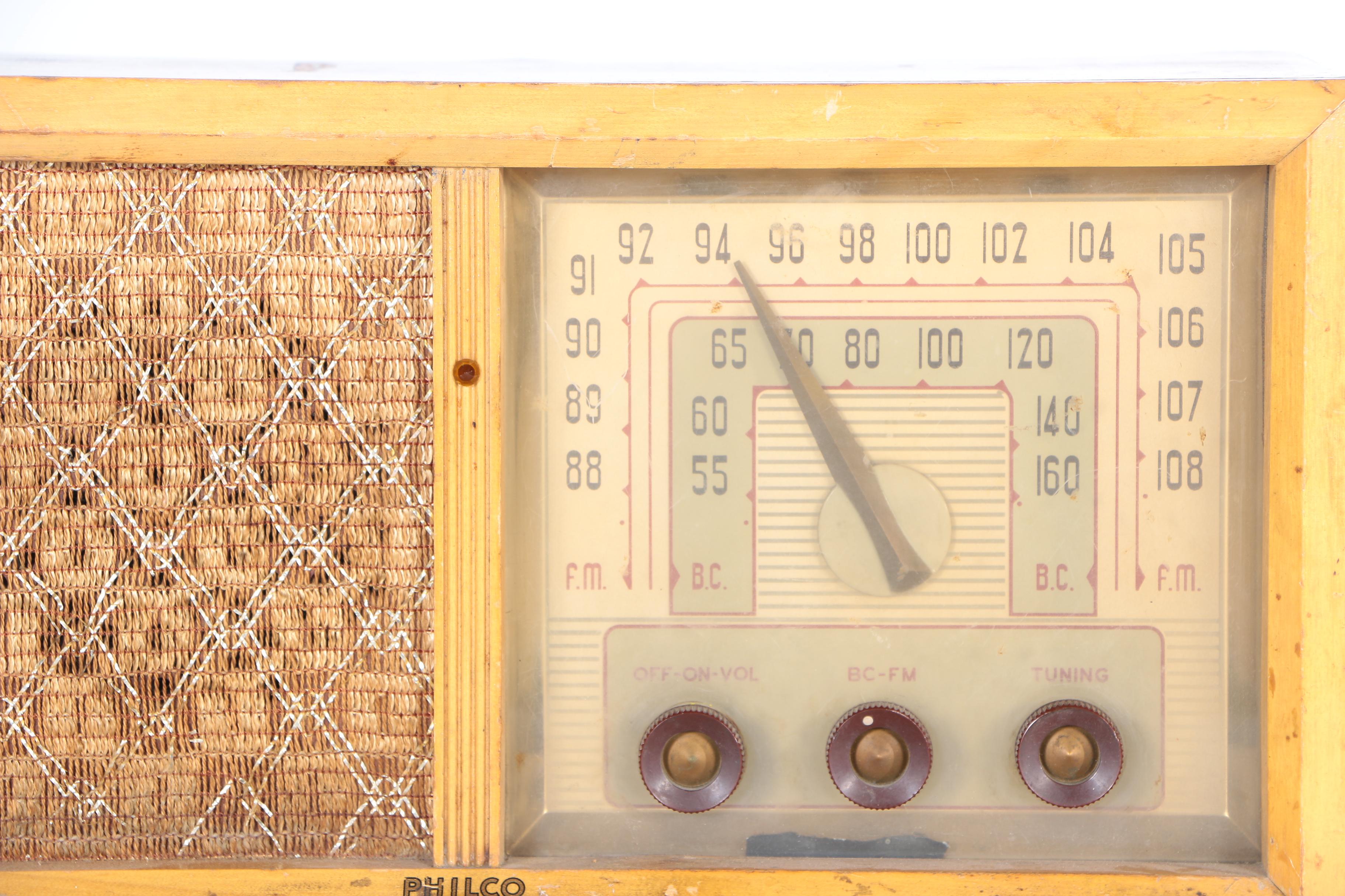 Vintage Philco Radio