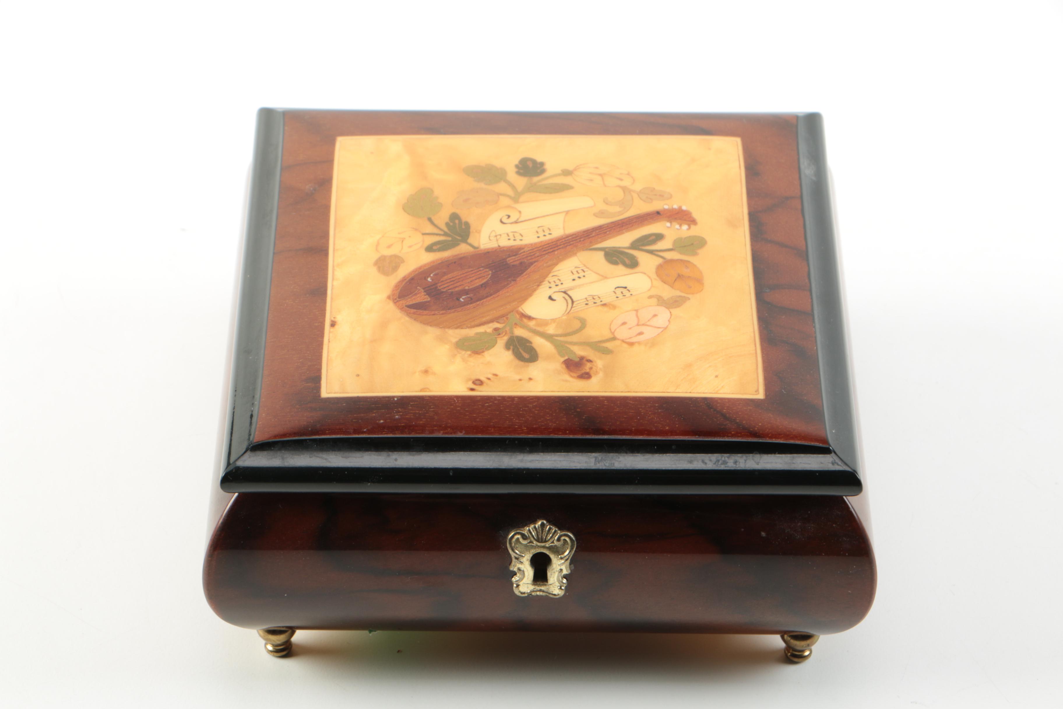 Sorrento Wood Music Box and Image of White Tiger in Metal Frame