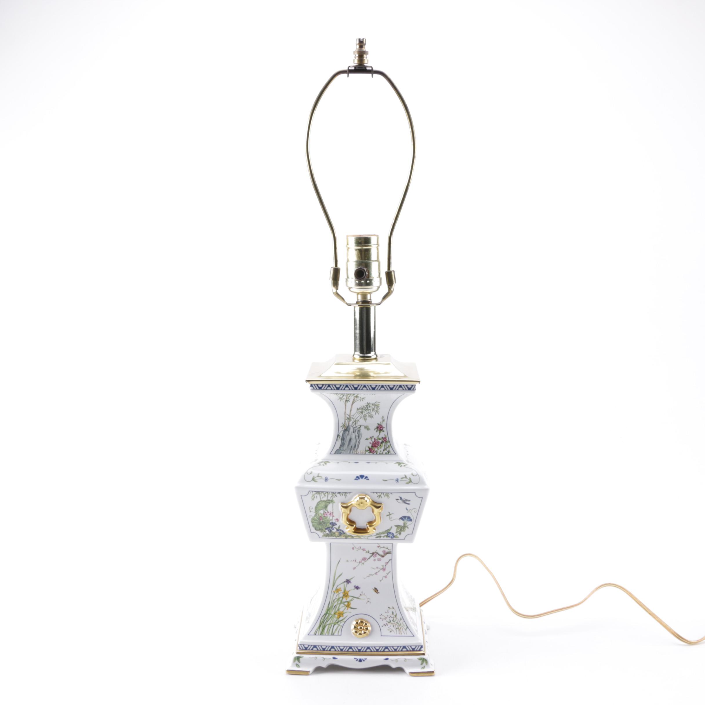 The Franklin Mint Asian Inspired Porcelain Table Lamp