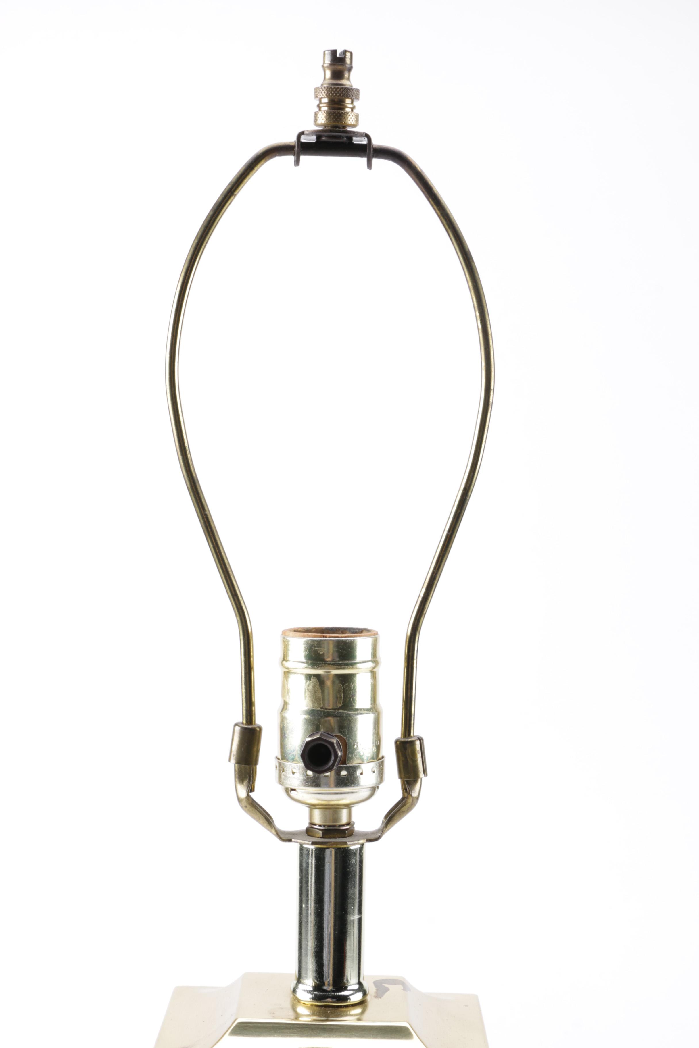 The Franklin Mint Asian Inspired Porcelain Table Lamp