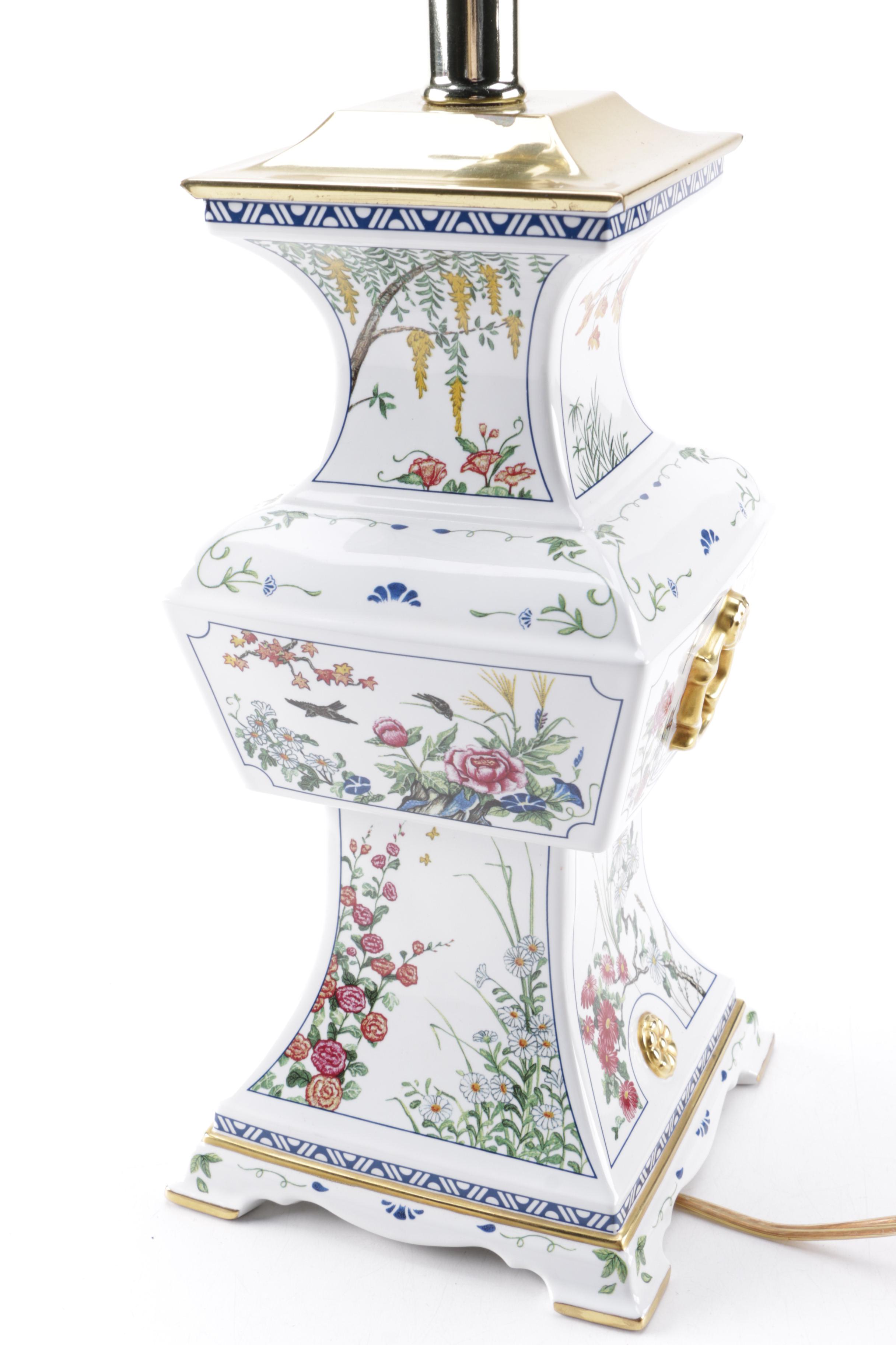 The Franklin Mint Asian Inspired Porcelain Table Lamp