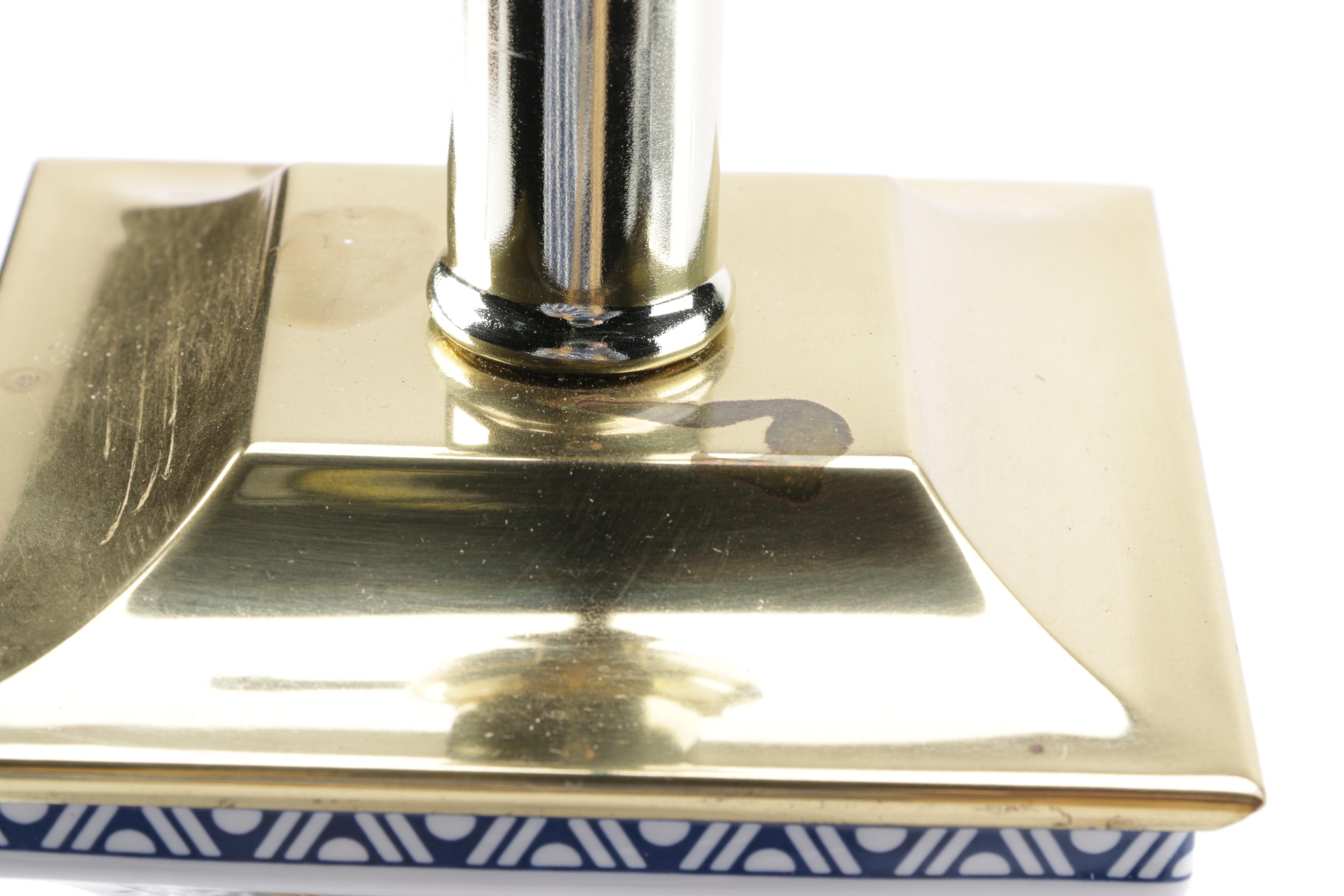 The Franklin Mint Asian Inspired Porcelain Table Lamp