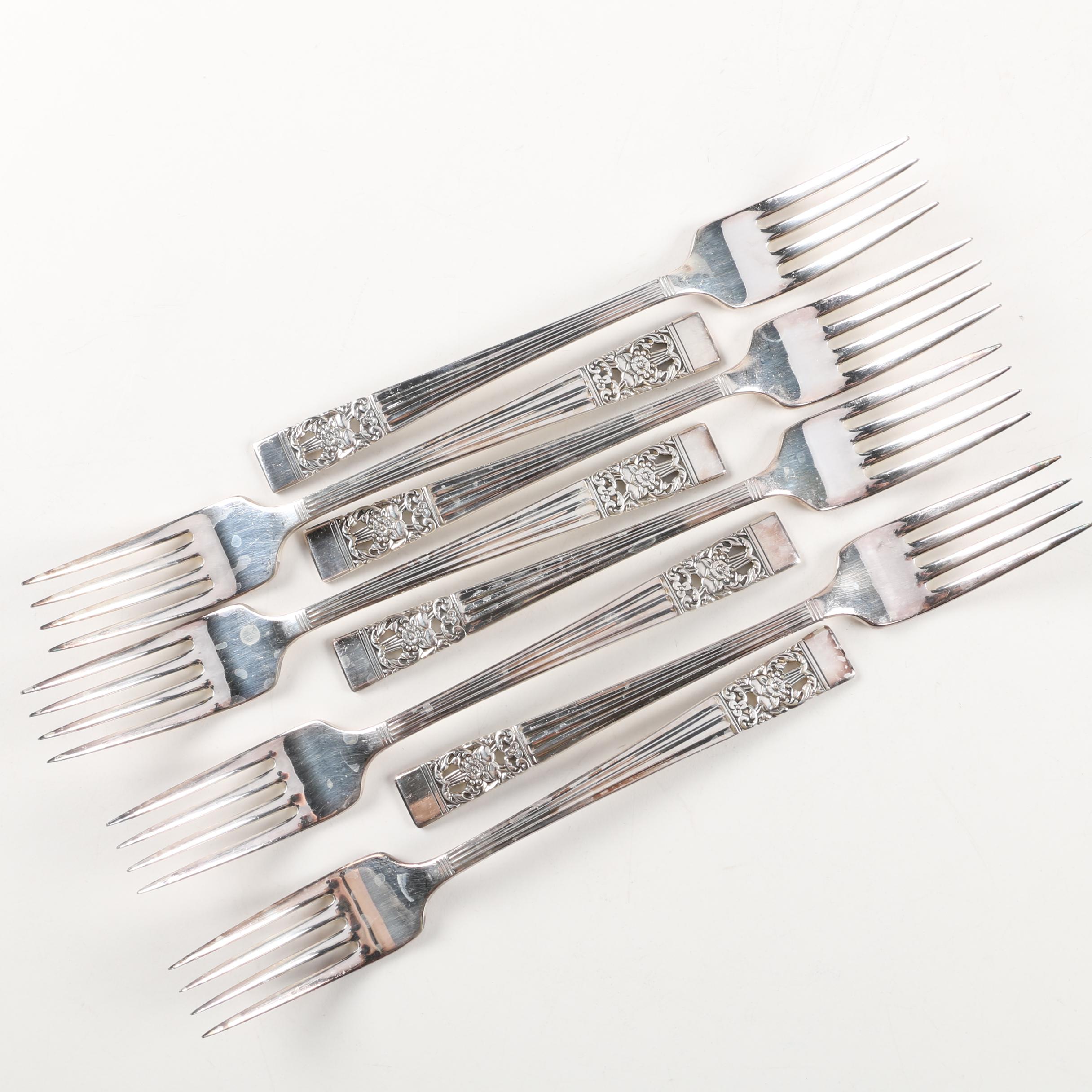 Community Plate "Coronation" Flatware in Chest