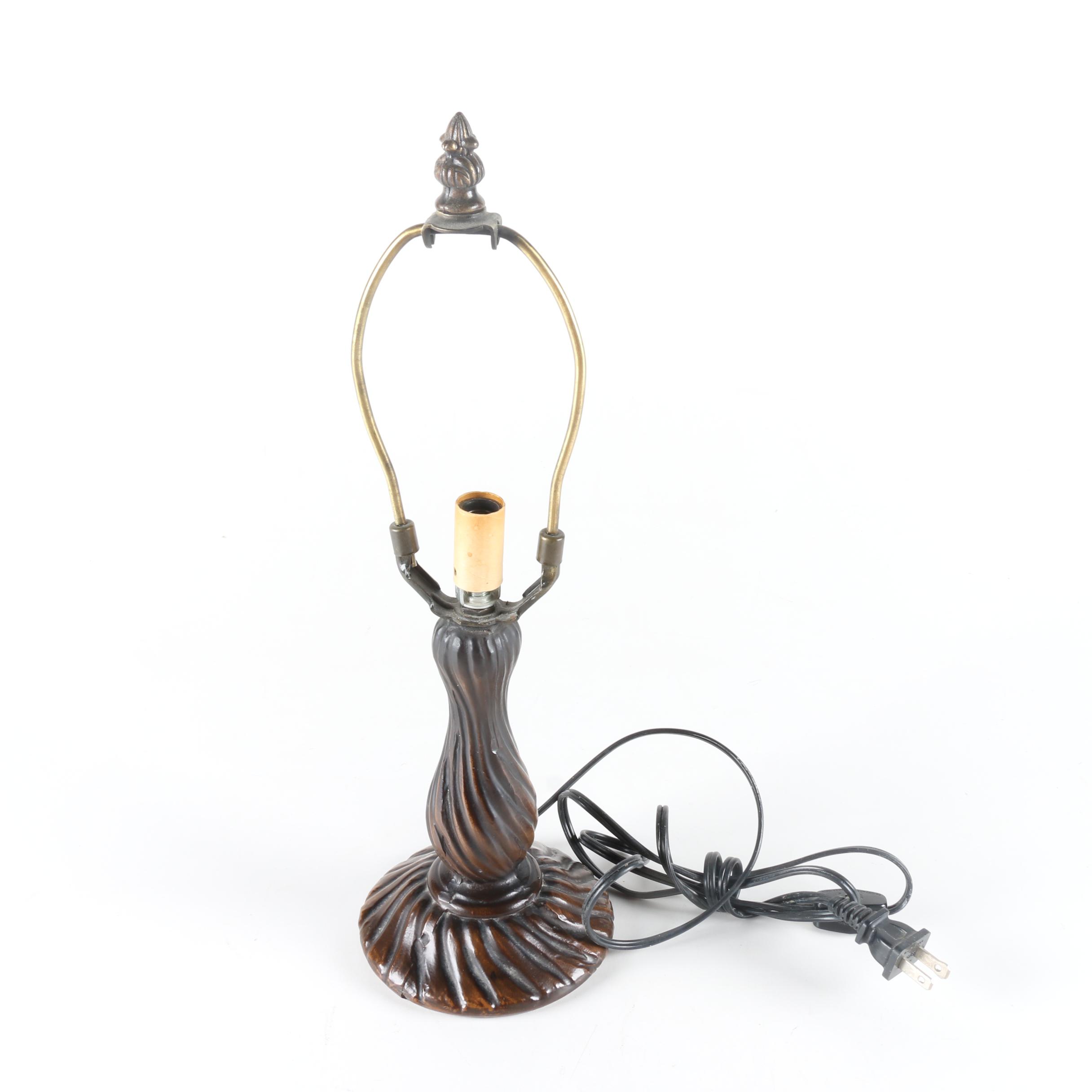 Tiffany Style Stained Glass Lamp