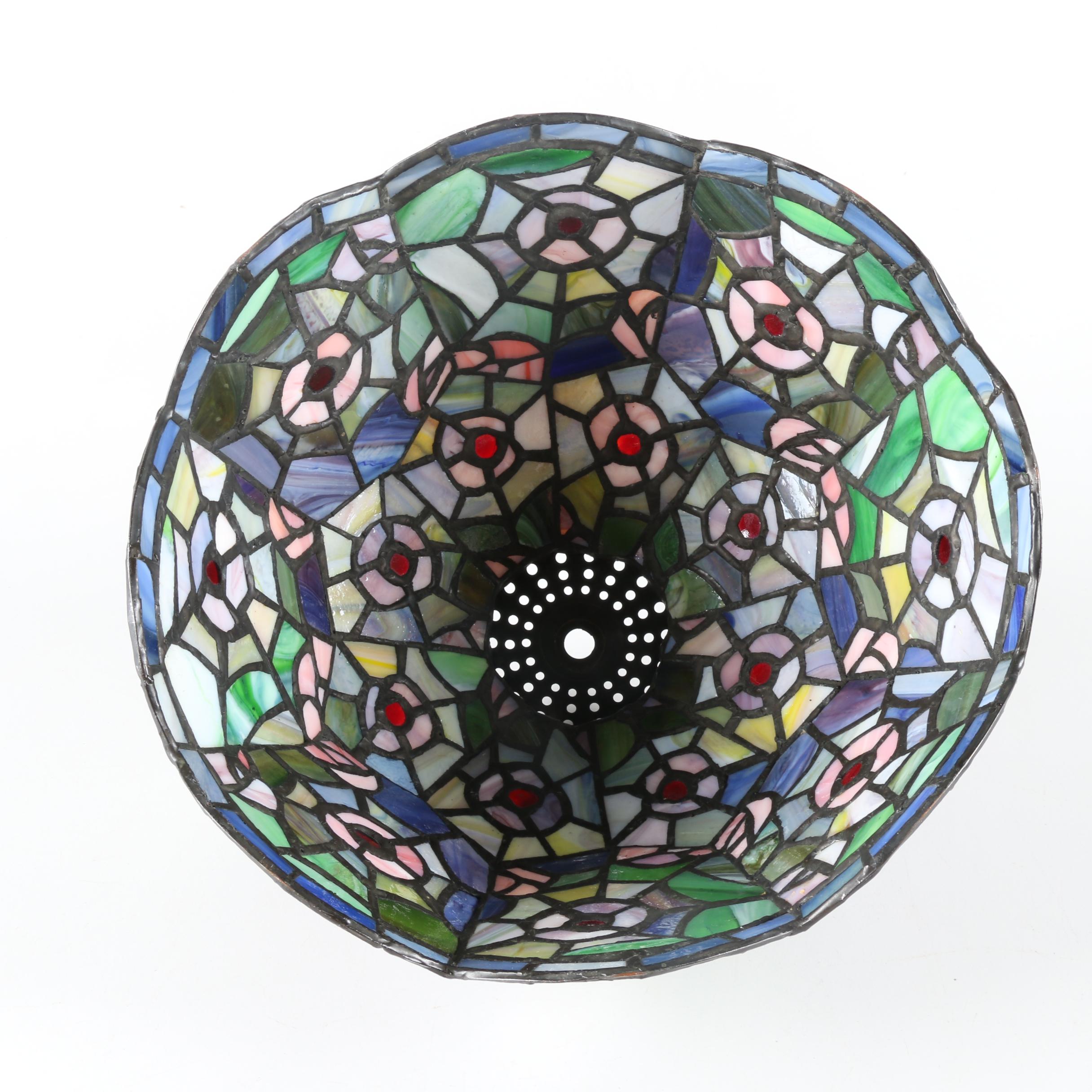 Tiffany Style Stained Glass Lamp