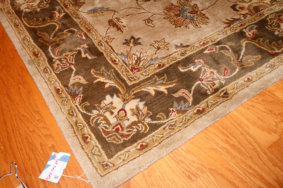 Hand Tufted Indian "Kingsley House" Wool Area Rug