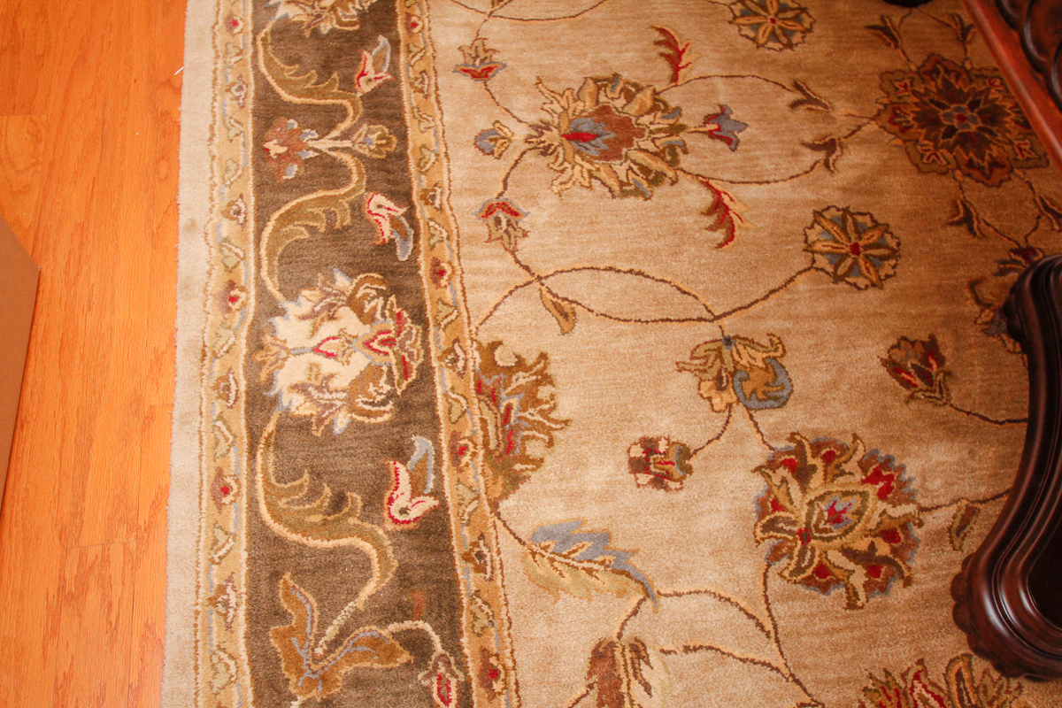 Hand Tufted Indian "Kingsley House" Wool Area Rug