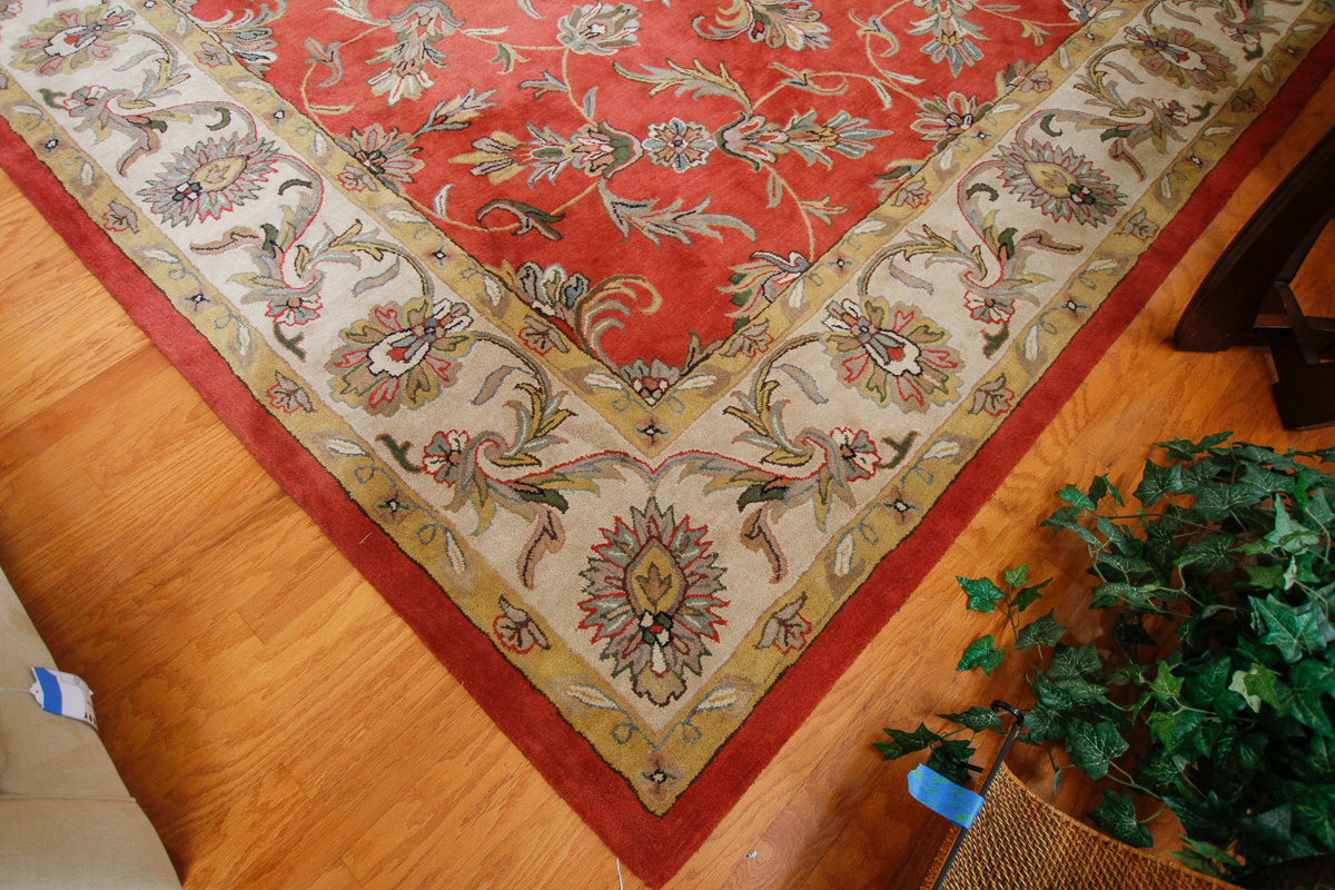 Hand Tufted Indian "Kingsley House" Wool Area Rug