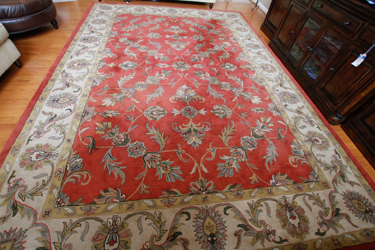 Hand Tufted Indian "Kingsley House" Wool Area Rug