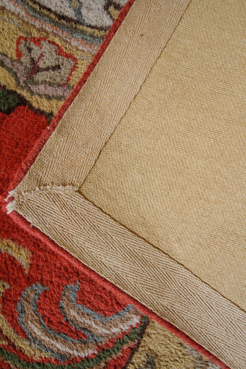 Hand Tufted Indian "Kingsley House" Wool Area Rug