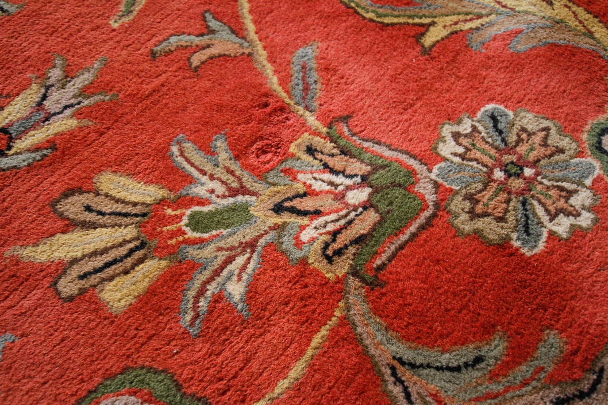 Hand Tufted Indian "Kingsley House" Wool Area Rug
