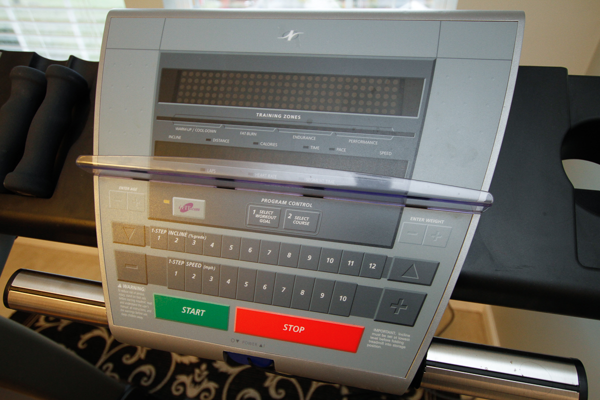 NordicTrack APEX 6100xi Treadmill