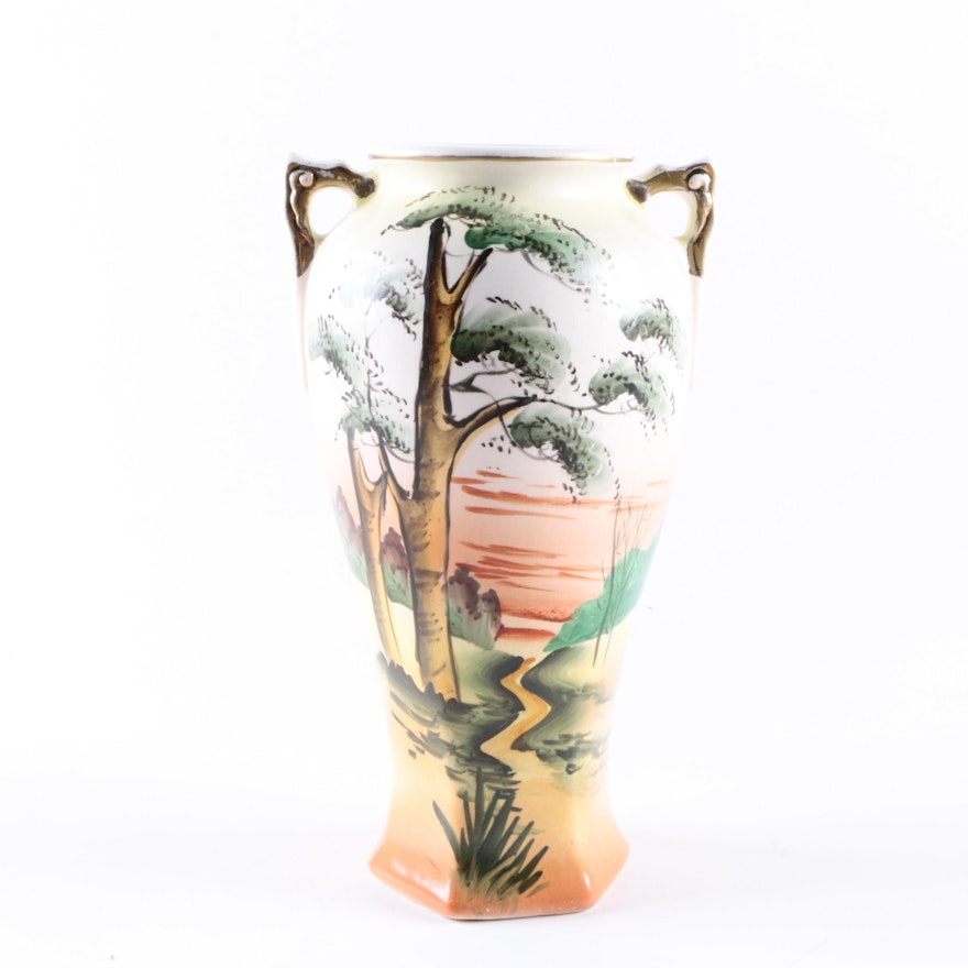 Vintage Royal Nishiki Japan Porcelain Vase