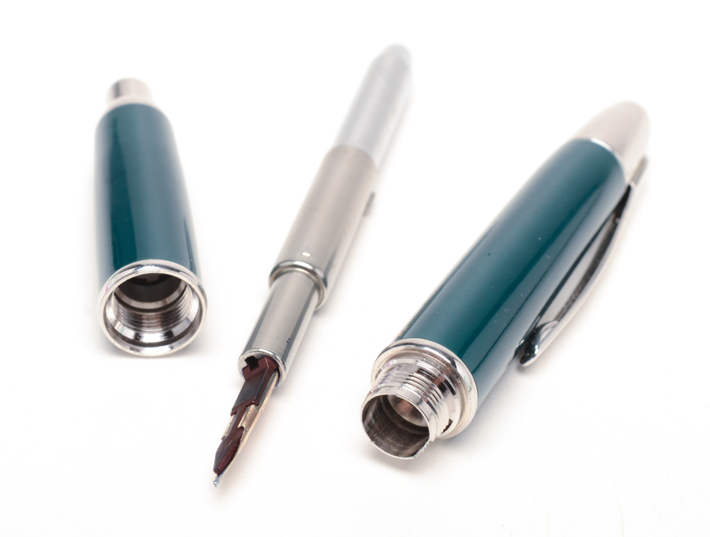 Green Pilot Capless "Vanishing Point" Retractable Fountain Pen 14K Nib