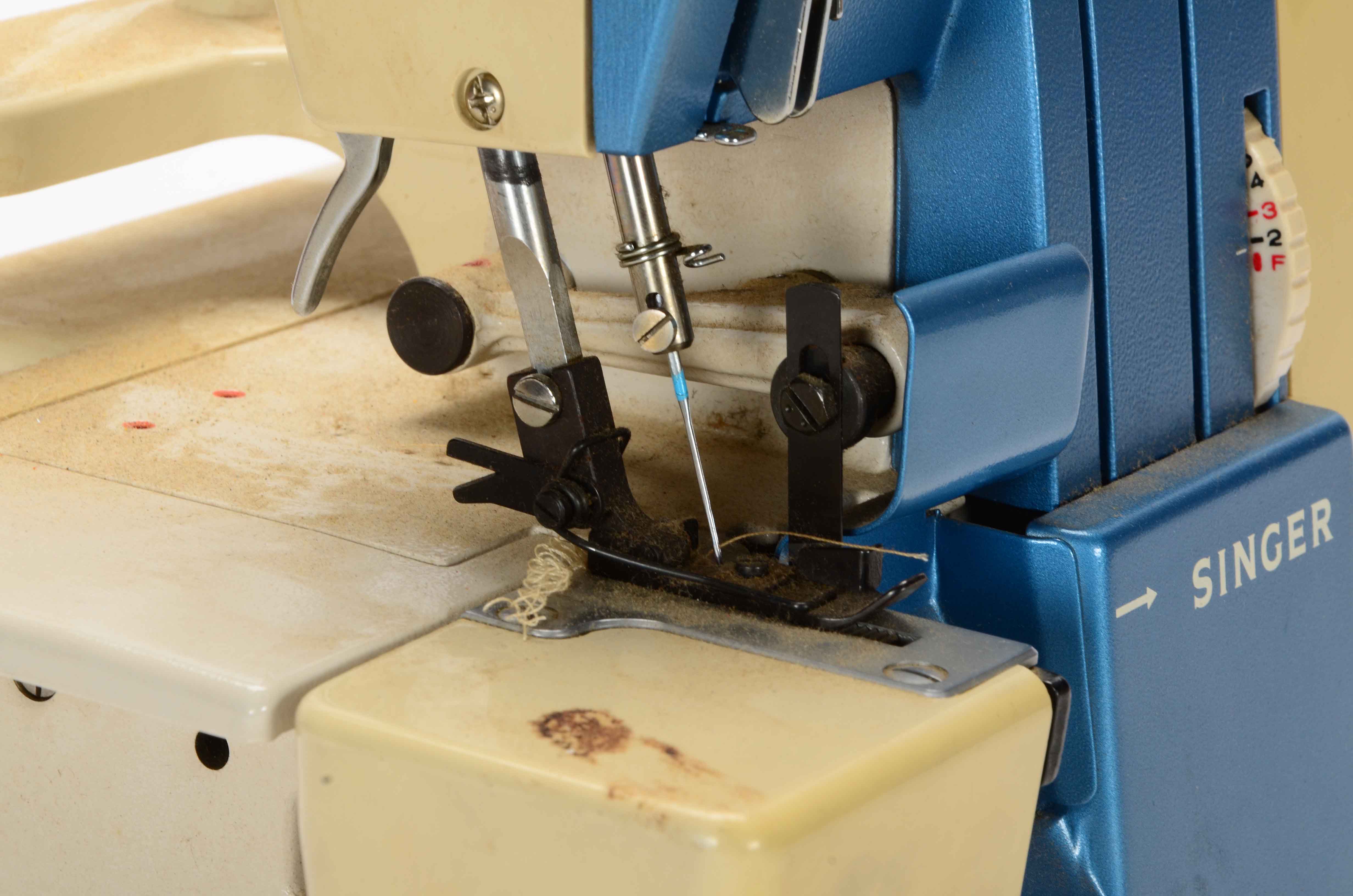 Vintage Singer Serger Machine