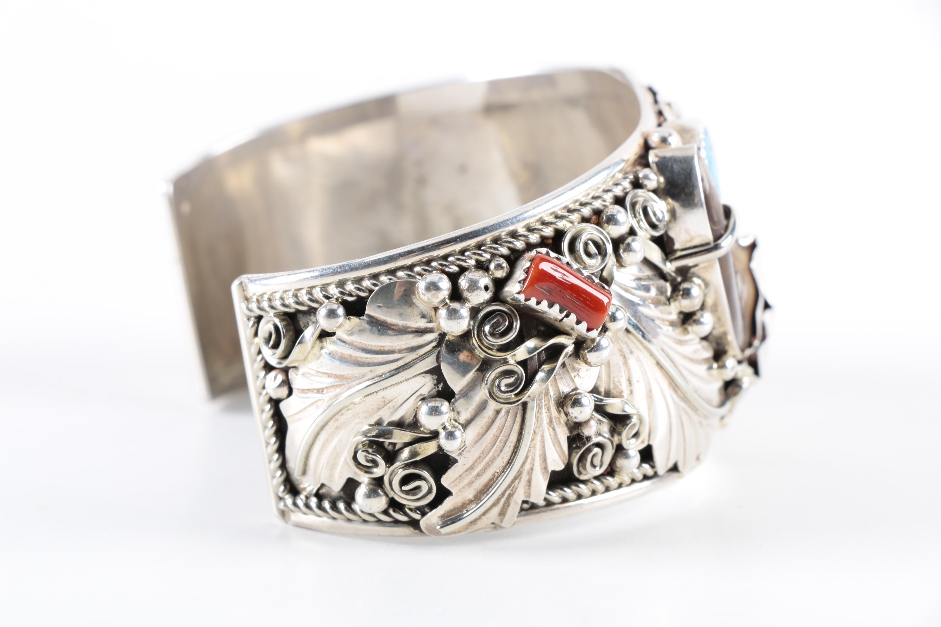 Gary Edwards Navajo Diné Sterling Silver Cuff Bracelet with Black Bear Claw