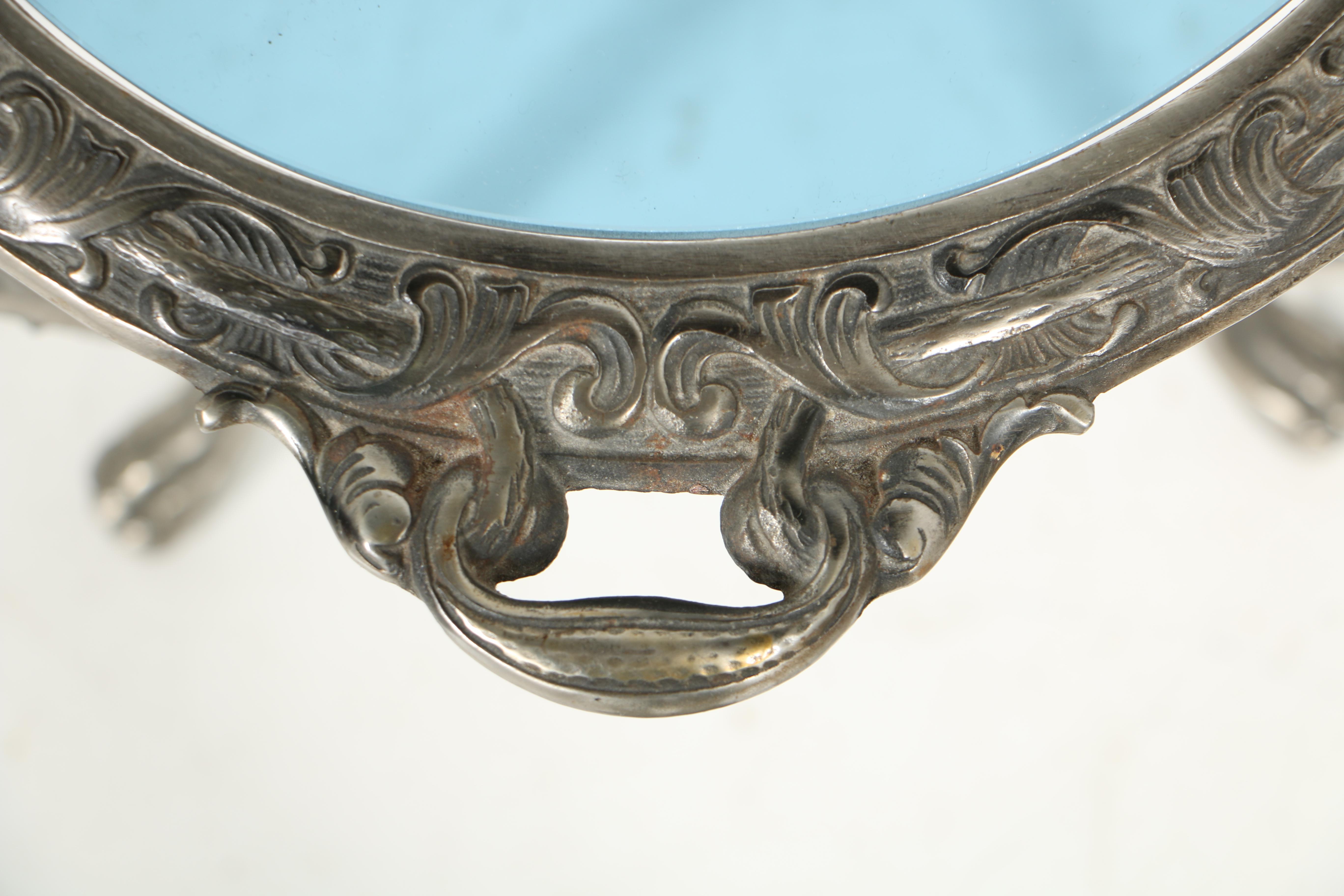 Art Deco Early 20th Century Oval Accent Table