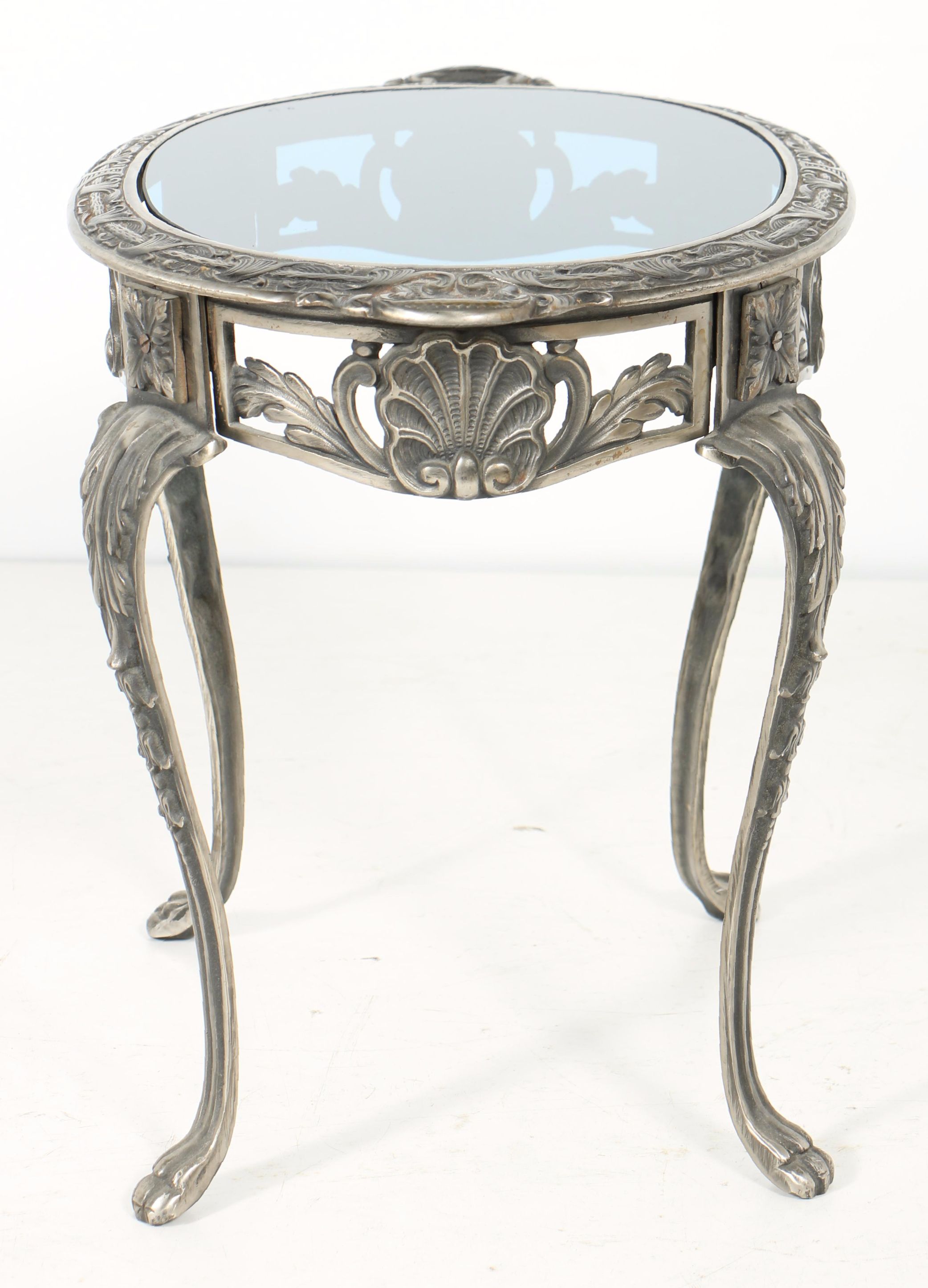 Art Deco Early 20th Century Oval Accent Table