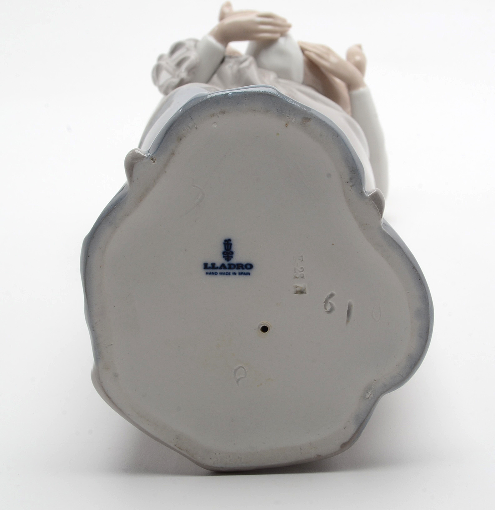 Lladro "Mater Amabilis" Figurine