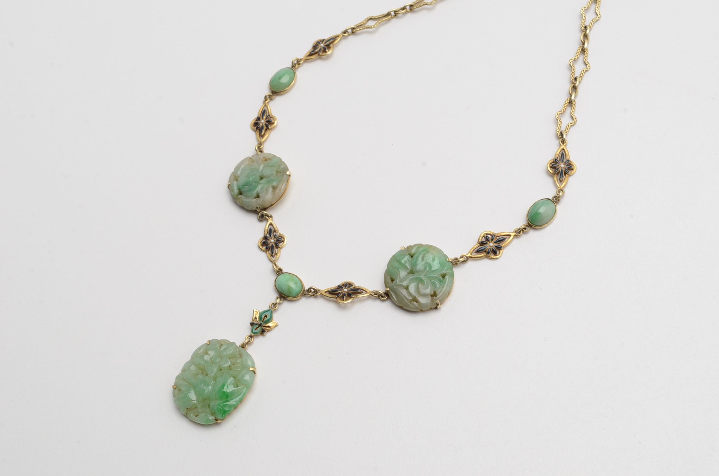 14K Yellow Gold Vintage Carved Jadeite Medallion Necklace