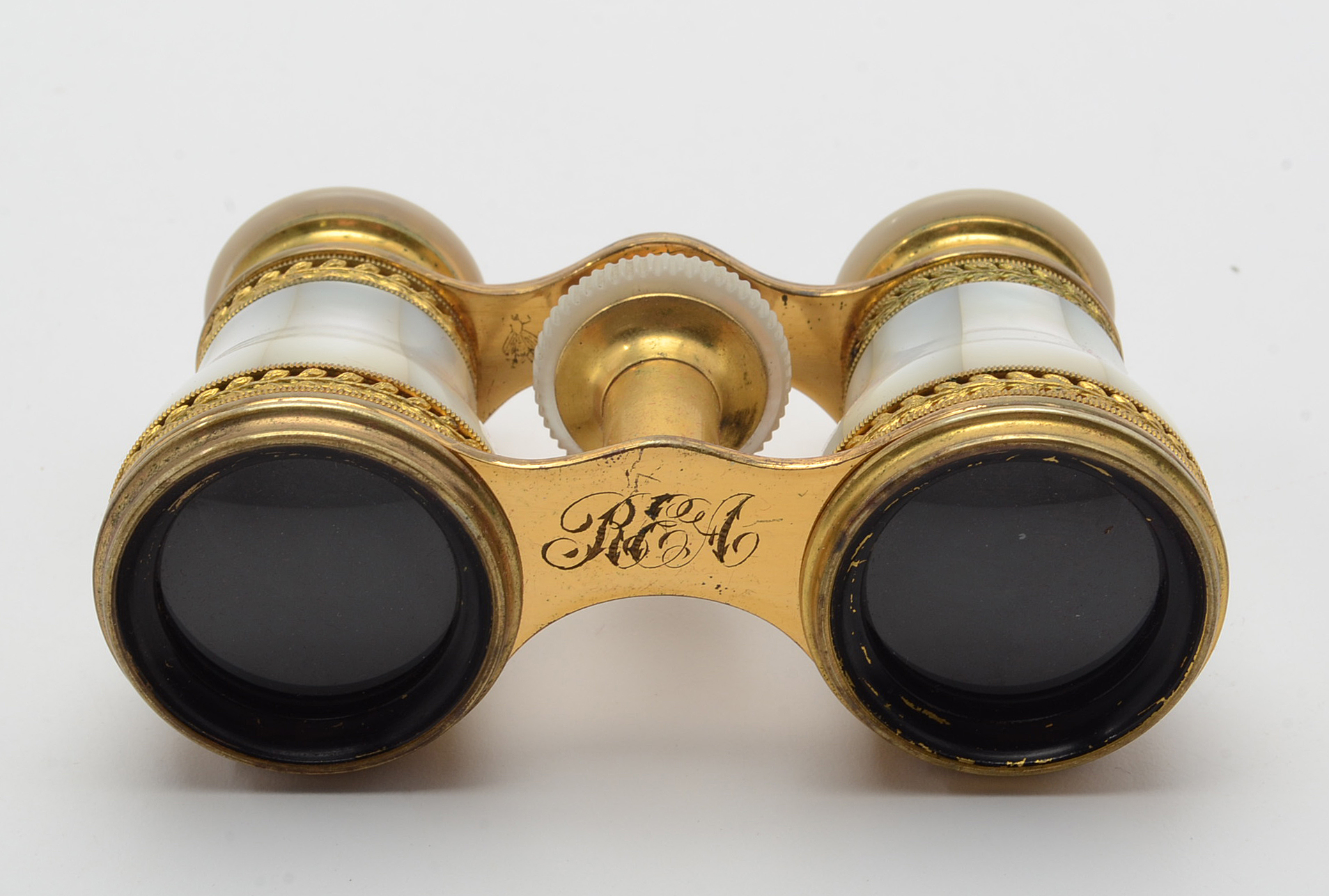 Antique Lemaire Theater Glasses in Mother of Pearl