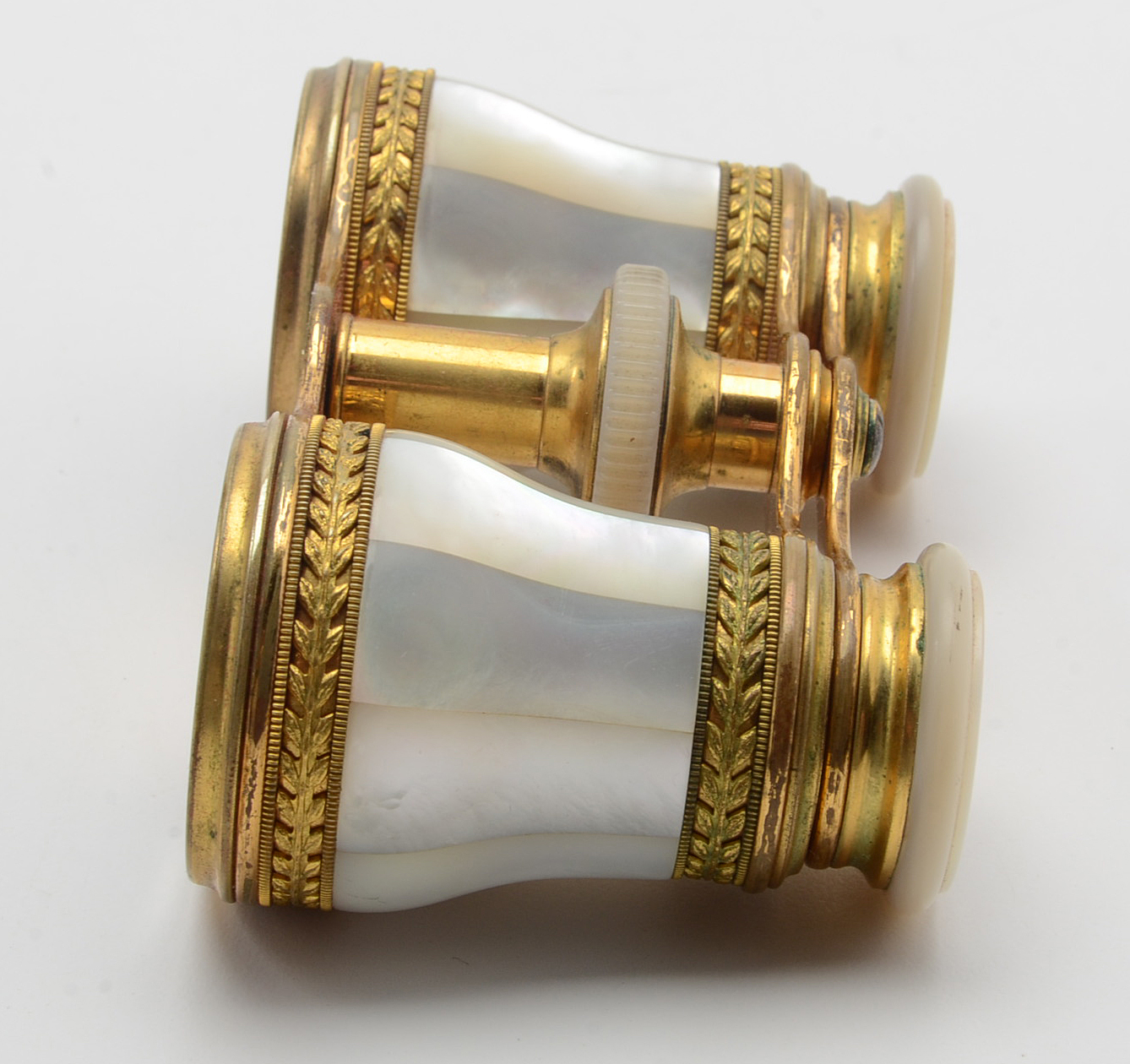 Antique Lemaire Theater Glasses in Mother of Pearl