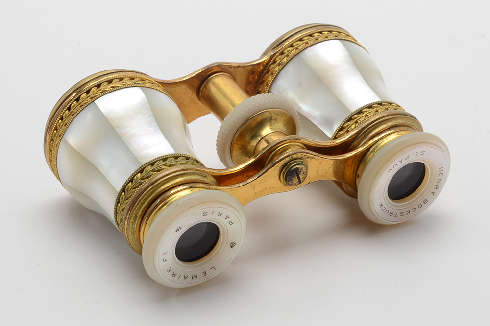 Antique Lemaire Theater Glasses in Mother of Pearl