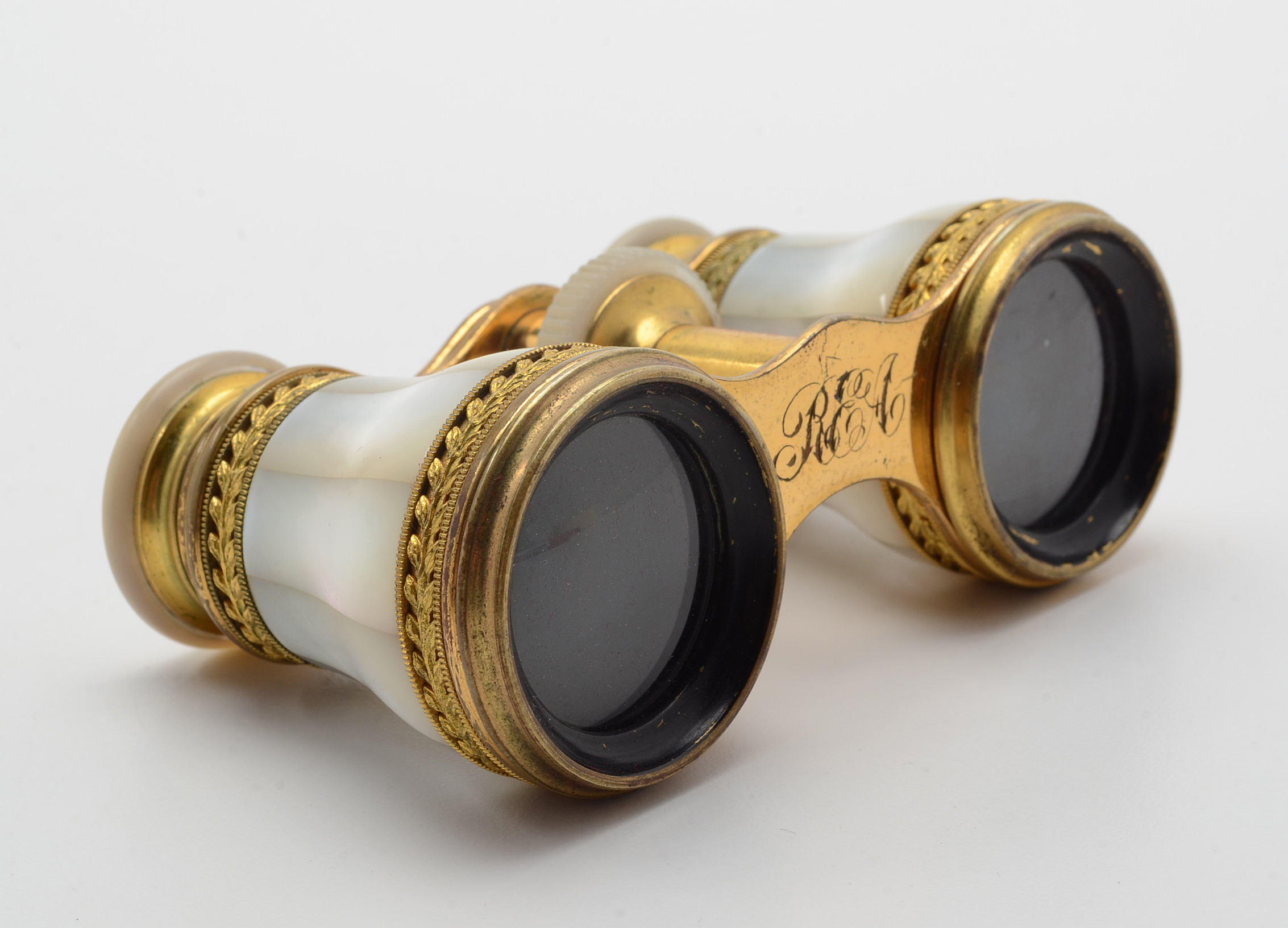 Antique Lemaire Theater Glasses in Mother of Pearl