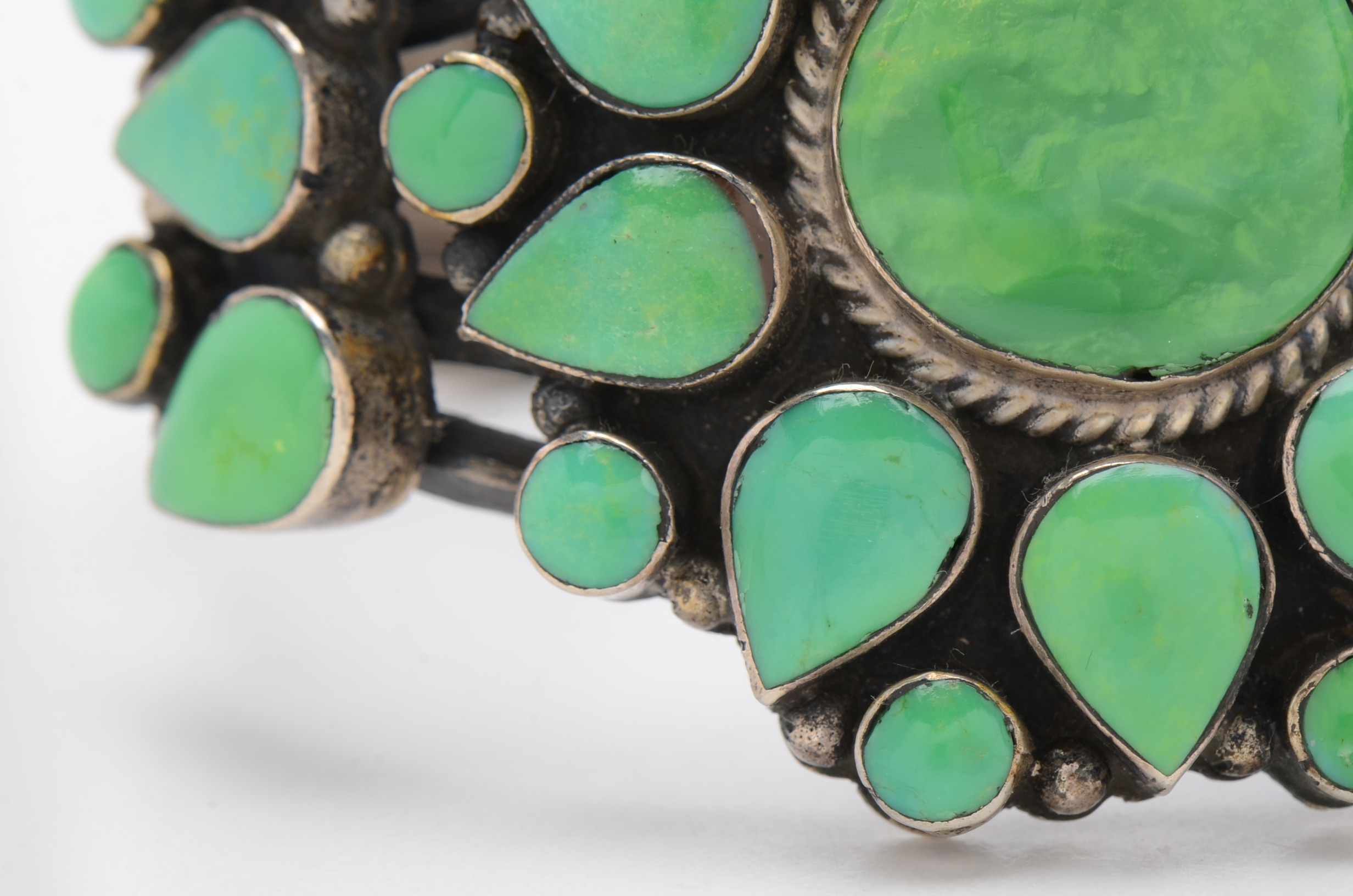 Native American Style Sterling Silver Gaspeite Cuff