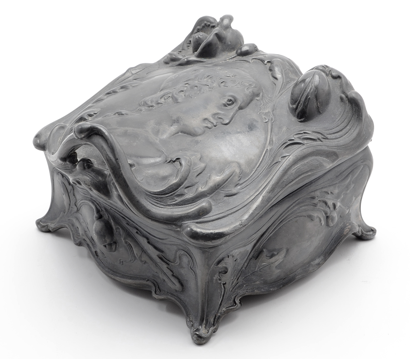 Art Nouveau Hinged Casket and Smaller Purse in Pewter Finish