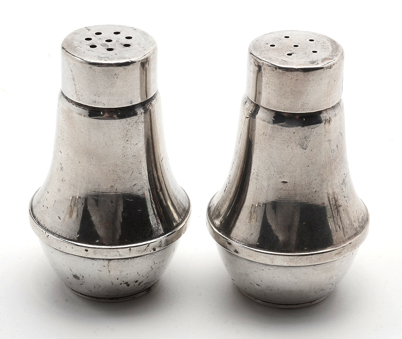 Duchin and Garden Silversmiths Sterling Silver Salt and Pepper Shakers