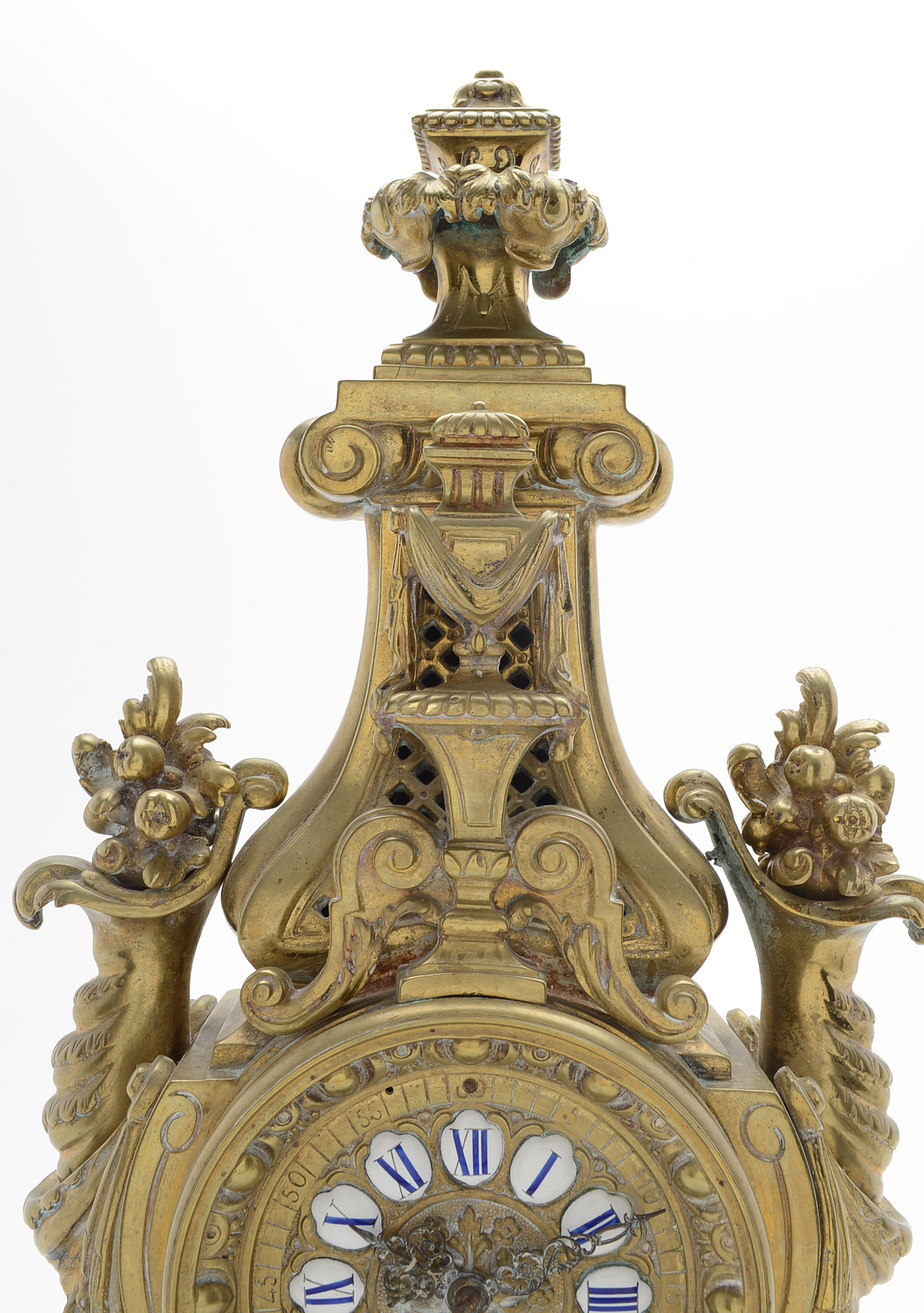 Circa 1855 French Vincenti & Cie. Medaille D' Argent Gilt Bronze Mantle Clock