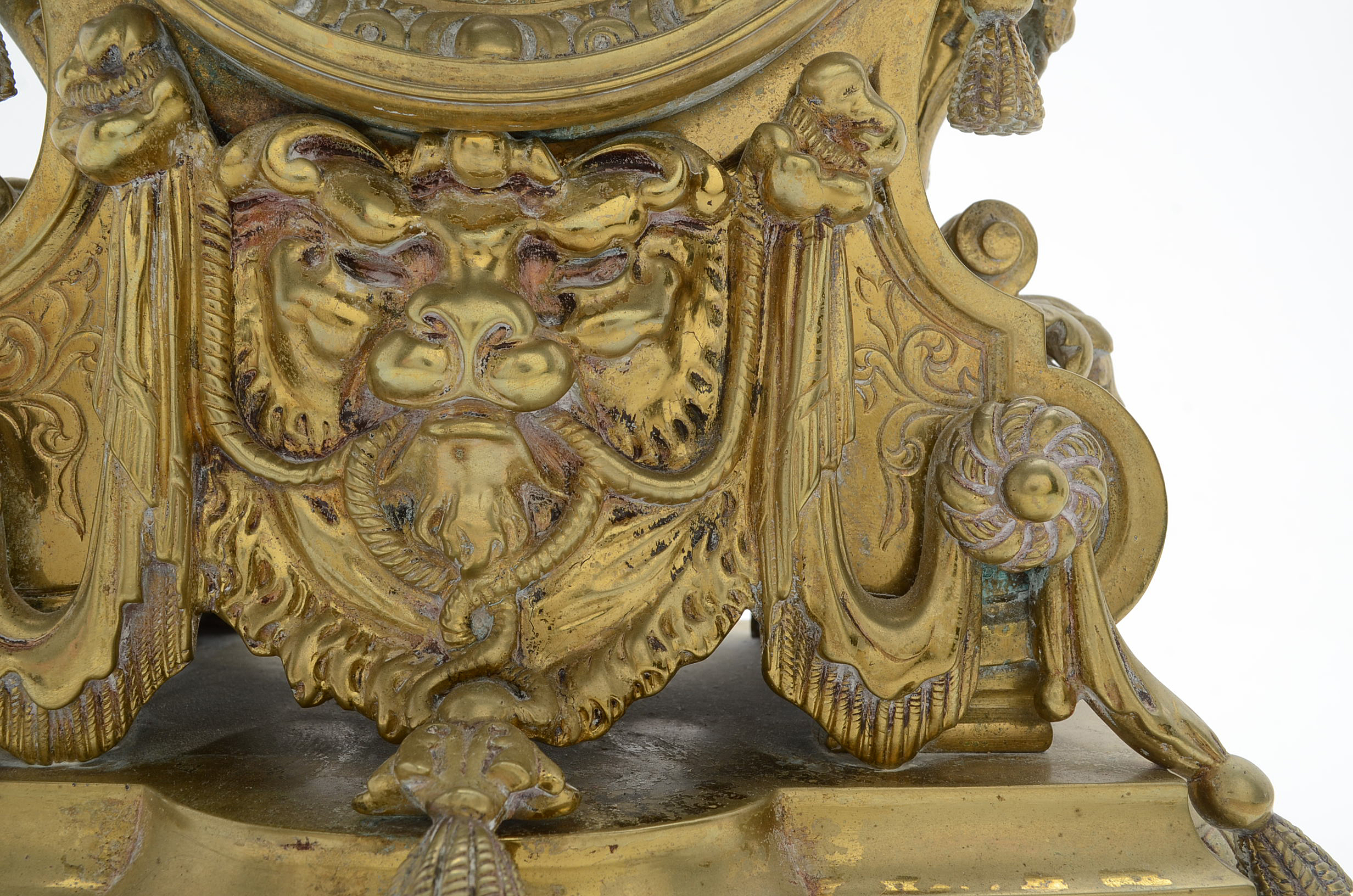 Circa 1855 French Vincenti & Cie. Medaille D' Argent Gilt Bronze Mantle Clock