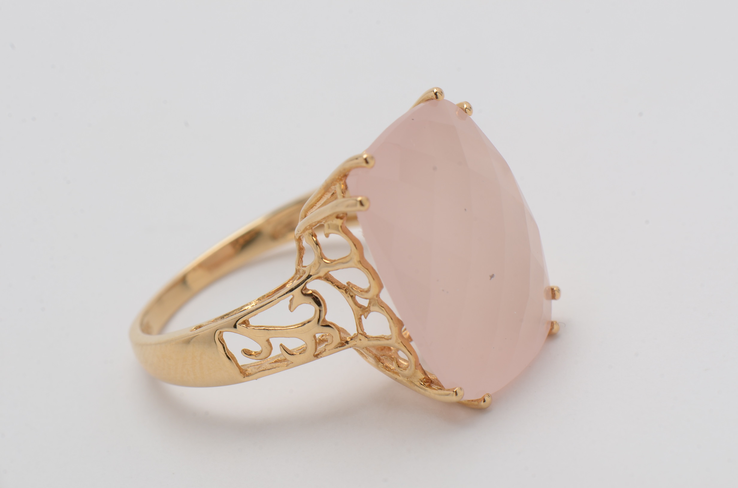 14K Yellow Gold Ring with Rectangular Checkerboard Rose Quartz Stone